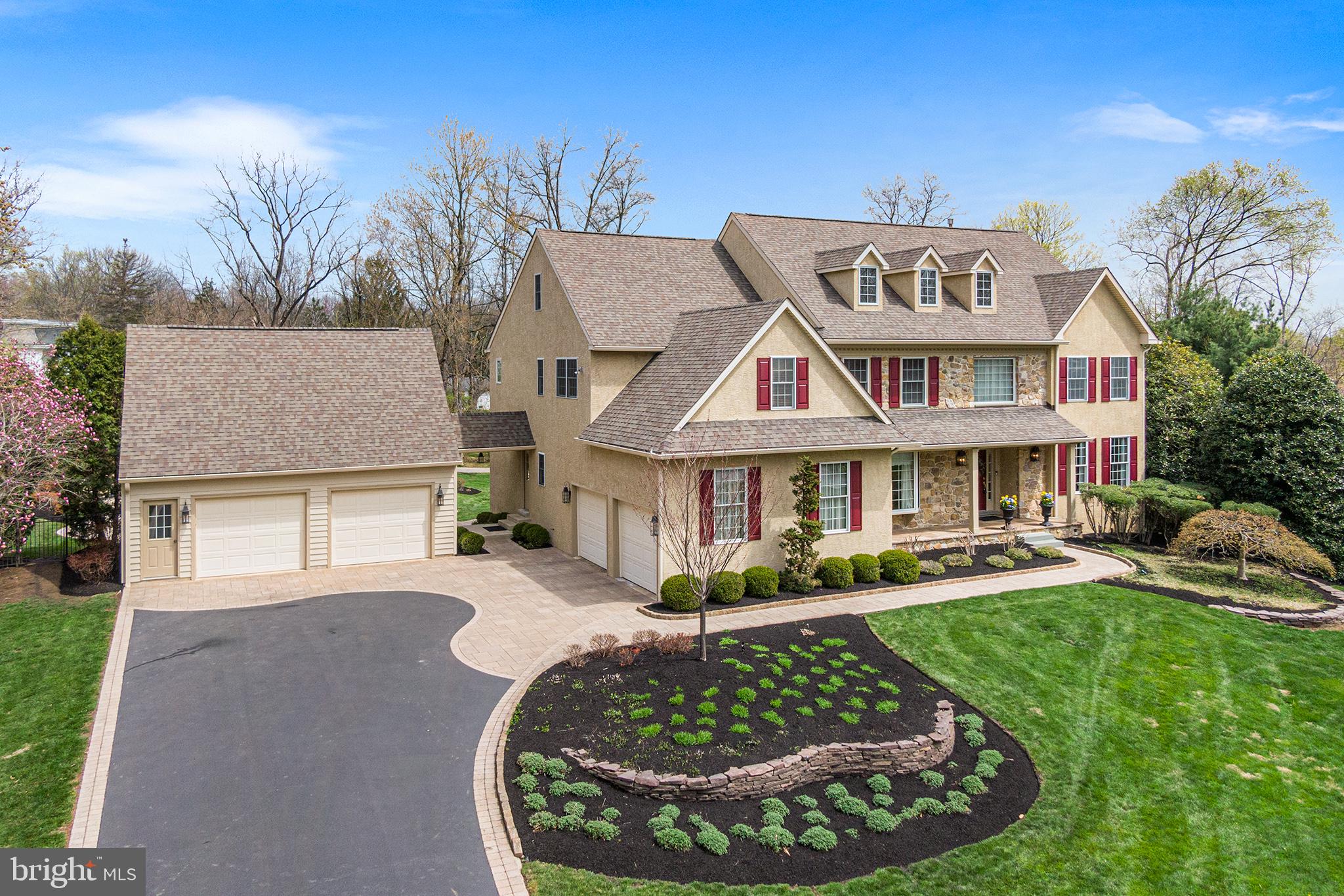 GWYNEDD HILL - Residential