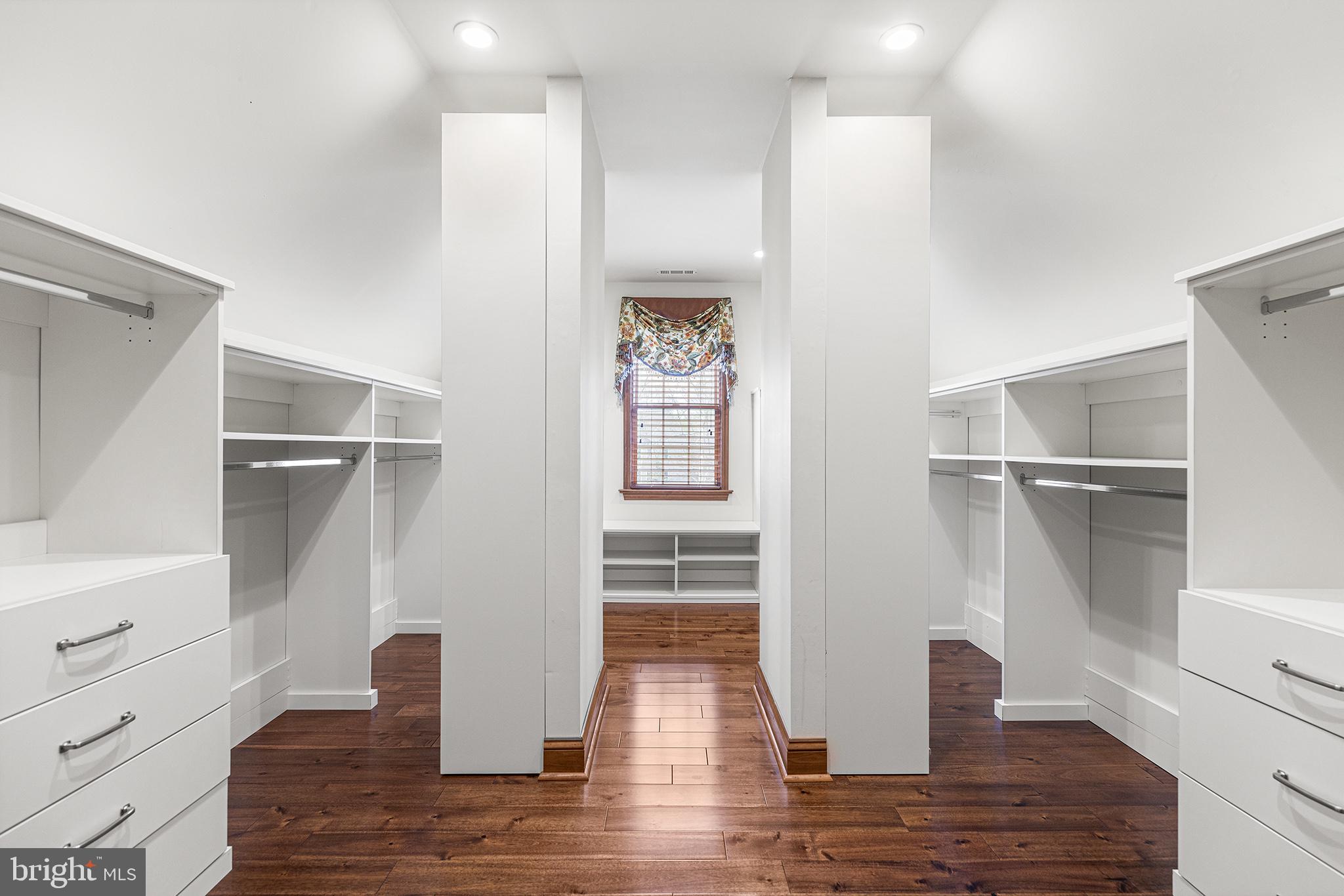 GWYNEDD HILL - Residential