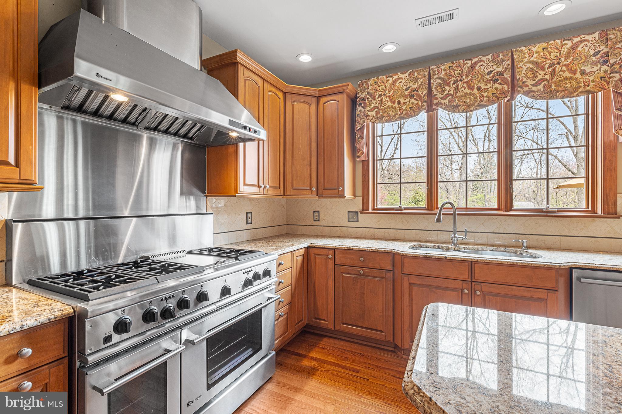 GWYNEDD HILL - Residential