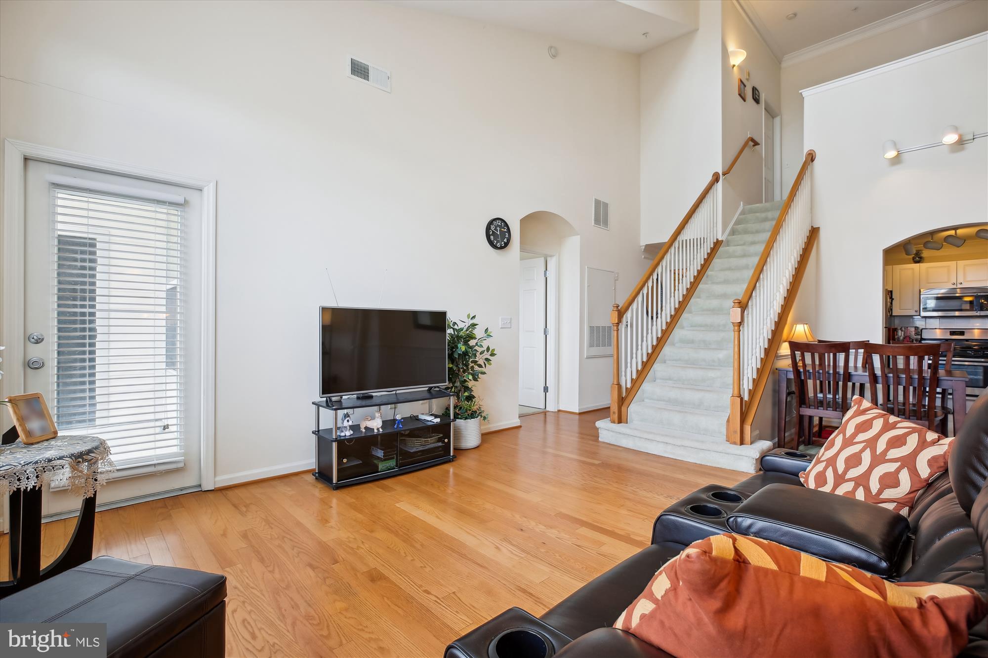 THE COLONNADE AT KENTLANDS - Residential