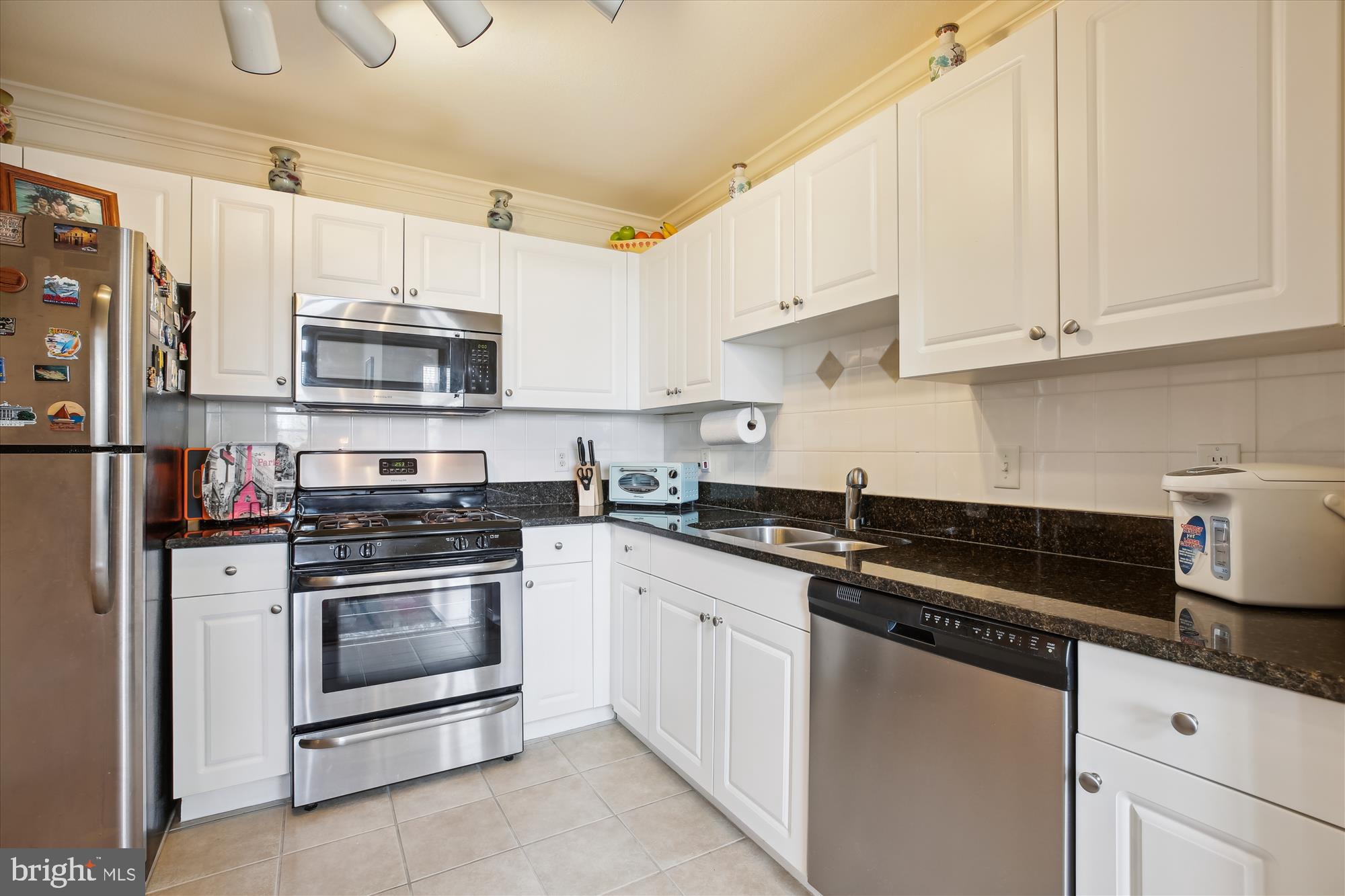 23 ARCH PLACE 478