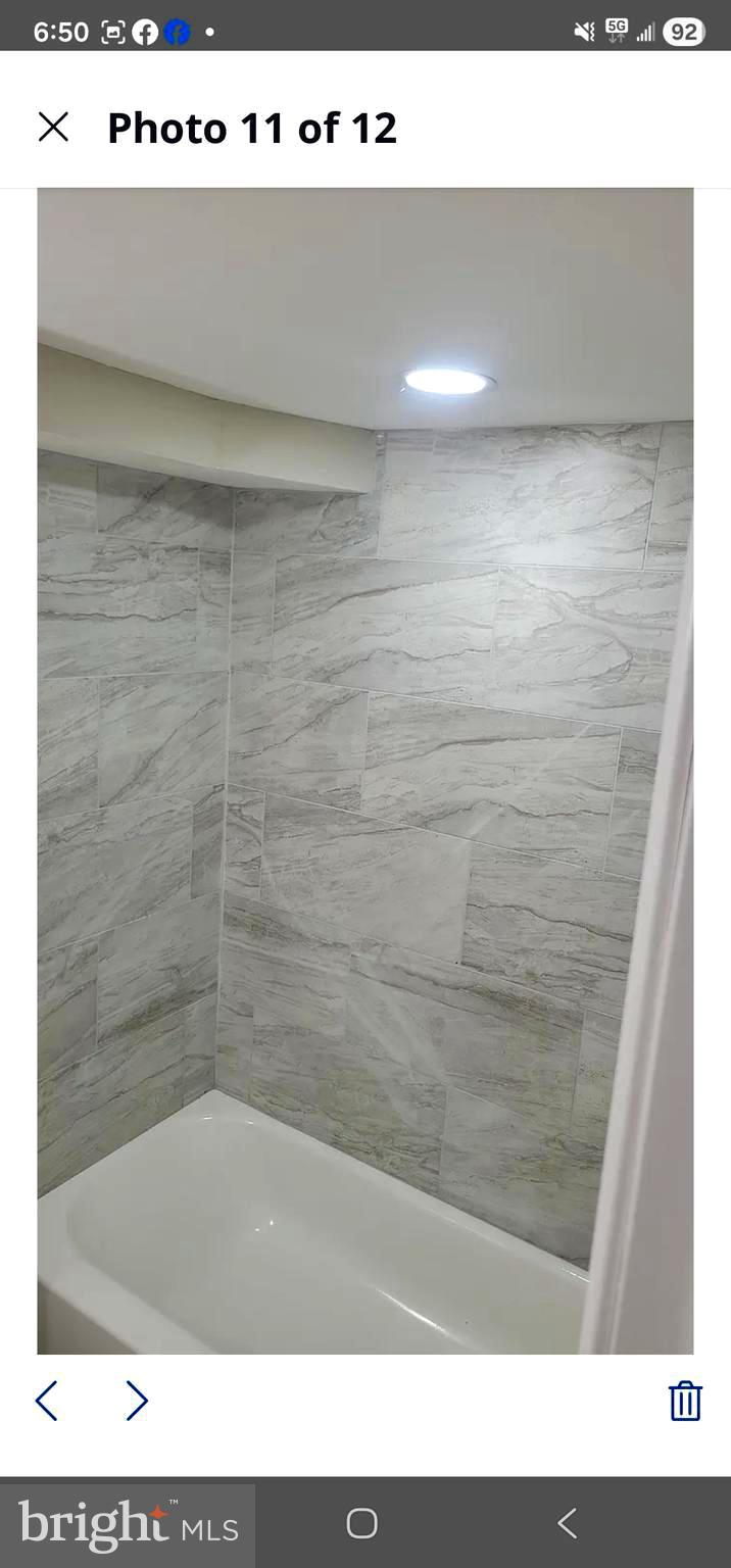 PARK HEIGHTS - Residential Lease