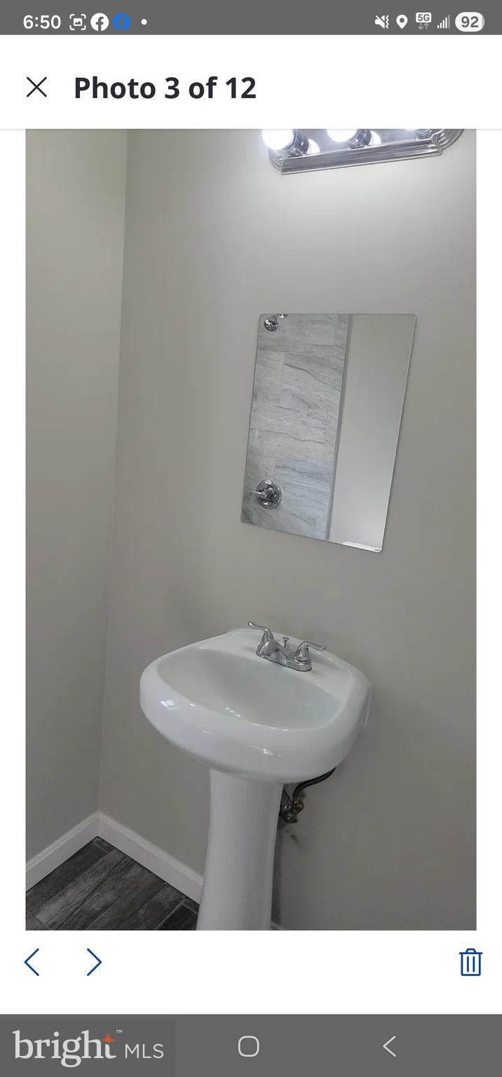 PARK HEIGHTS - Residential Lease