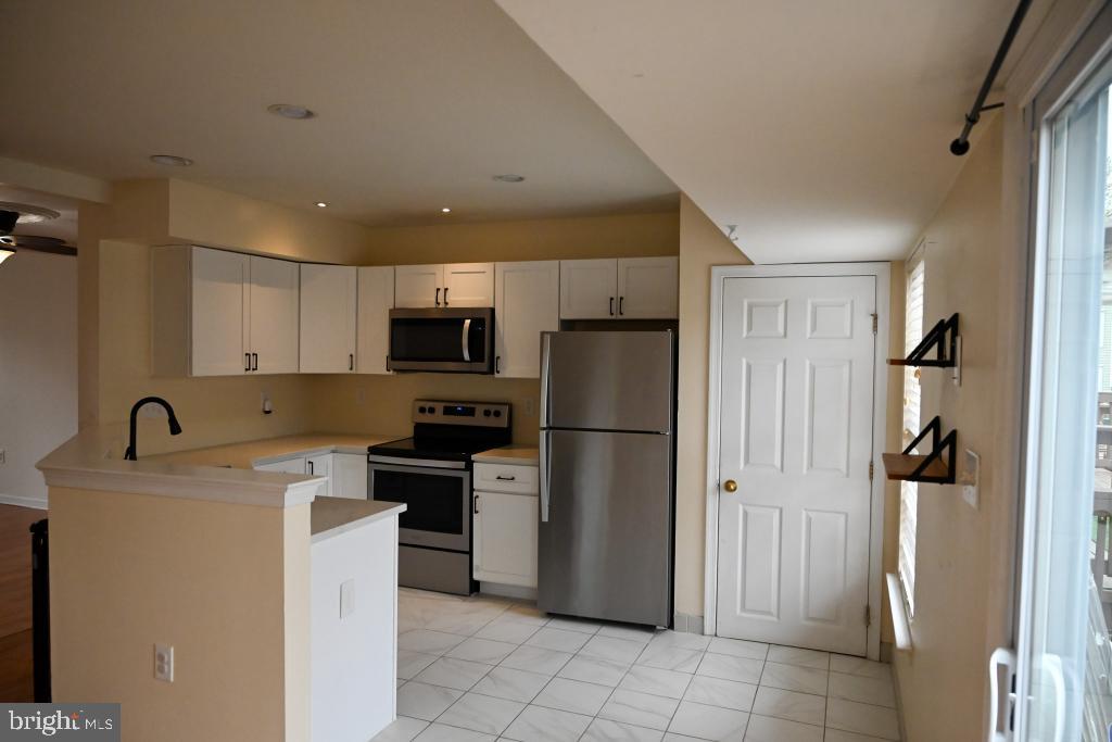 CROSSROADS - Residential