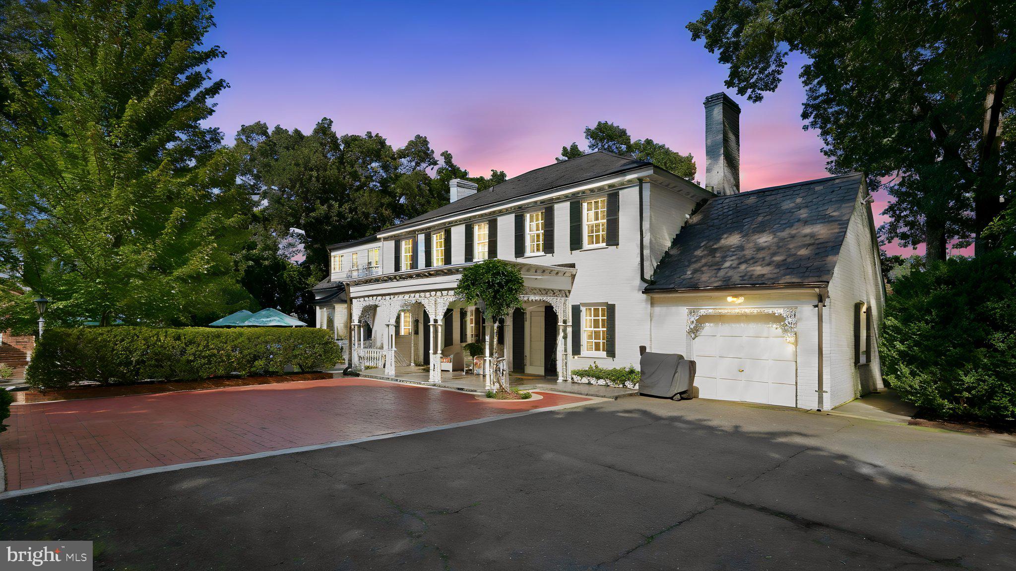 812 BEVERLY DRIVE