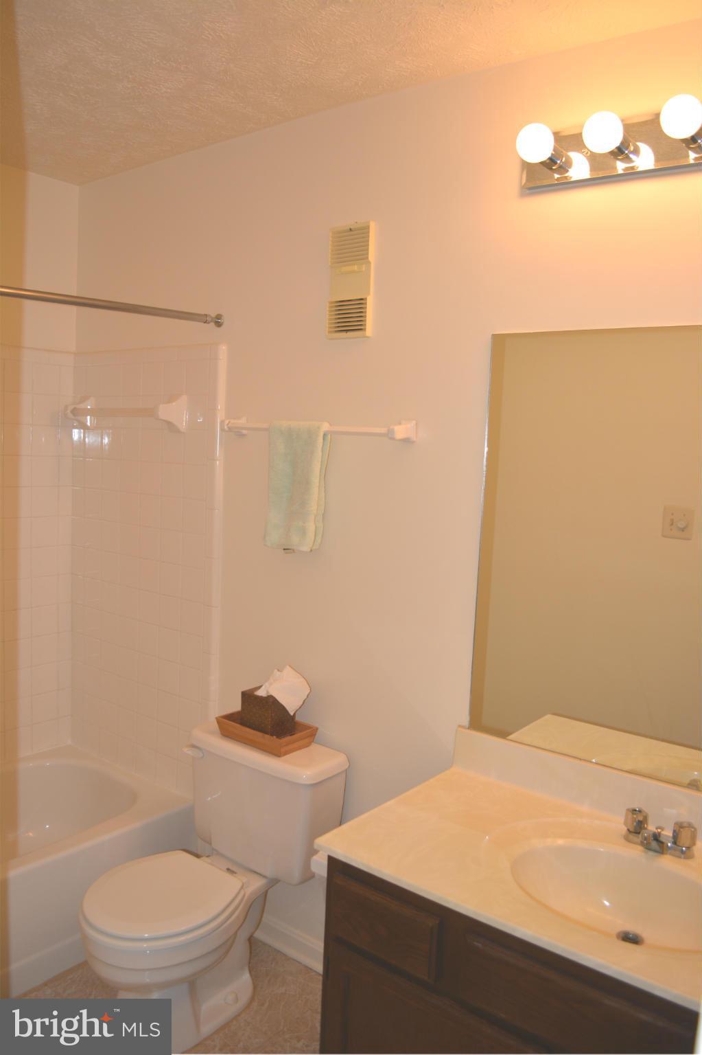 WINDBROOKE - Residential Lease