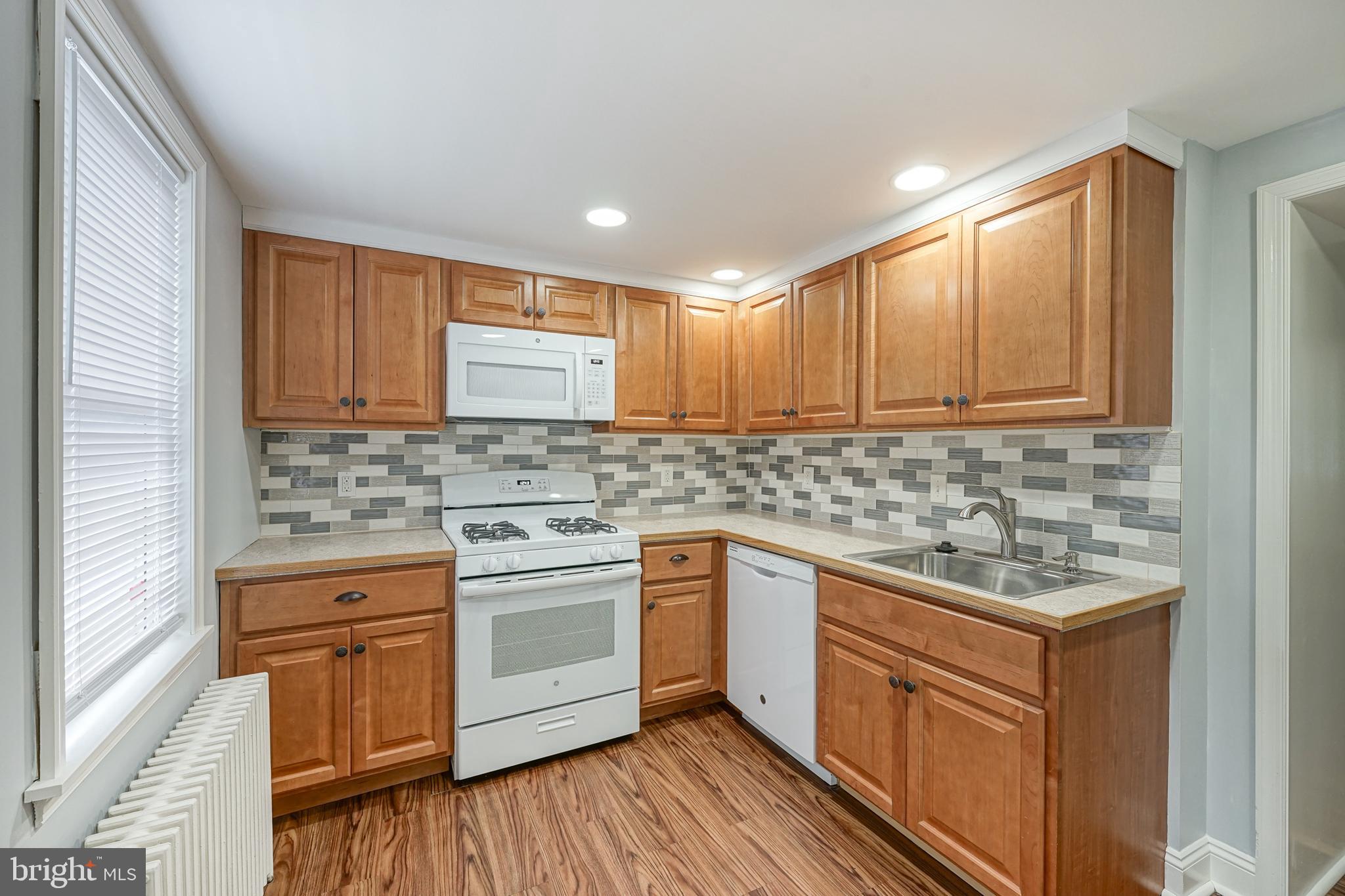 PORT RICHMOND - Residential
