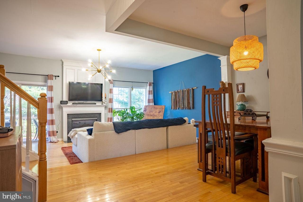 DOYLESTOWN STATION - Residential