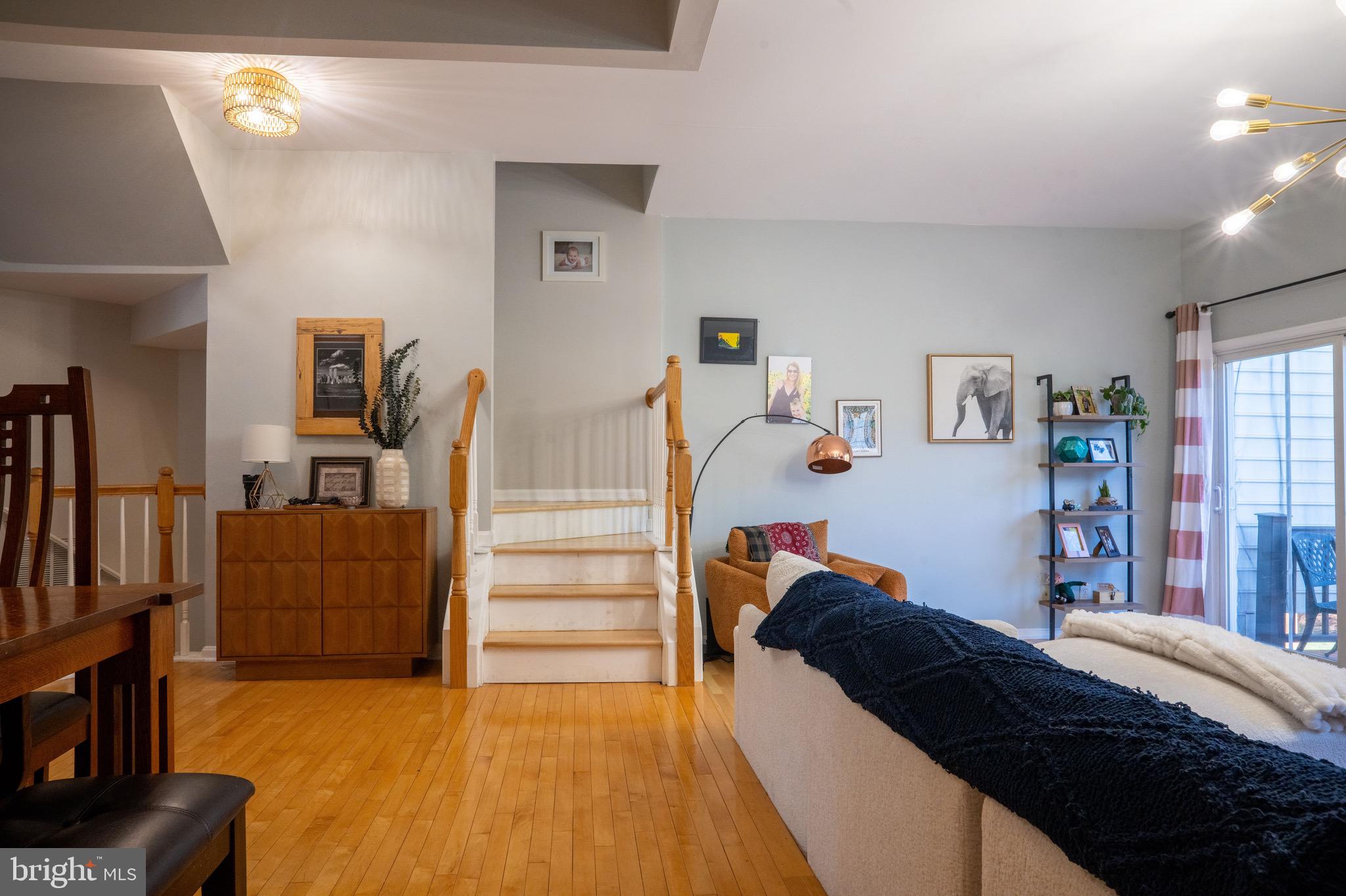 DOYLESTOWN STATION - Residential