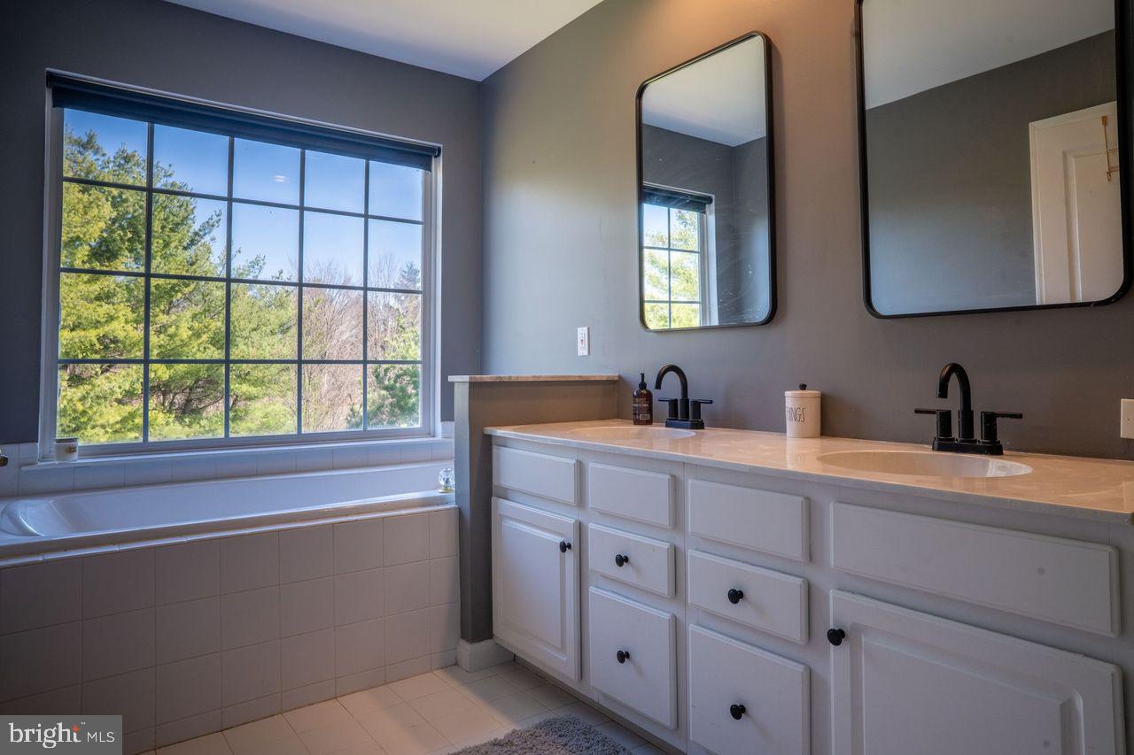 DOYLESTOWN STATION - Residential