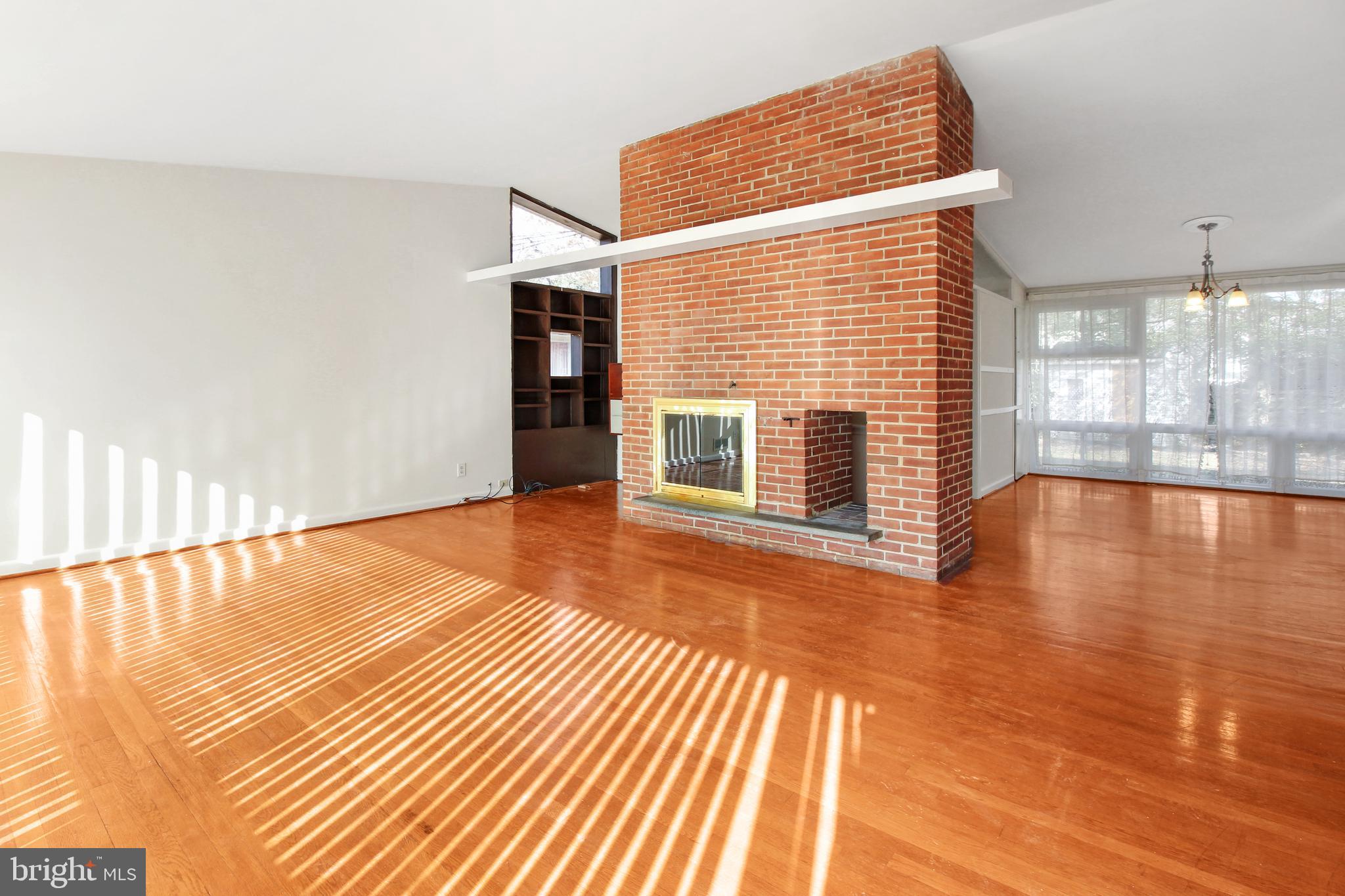 HIGH POINT - Residential Lease