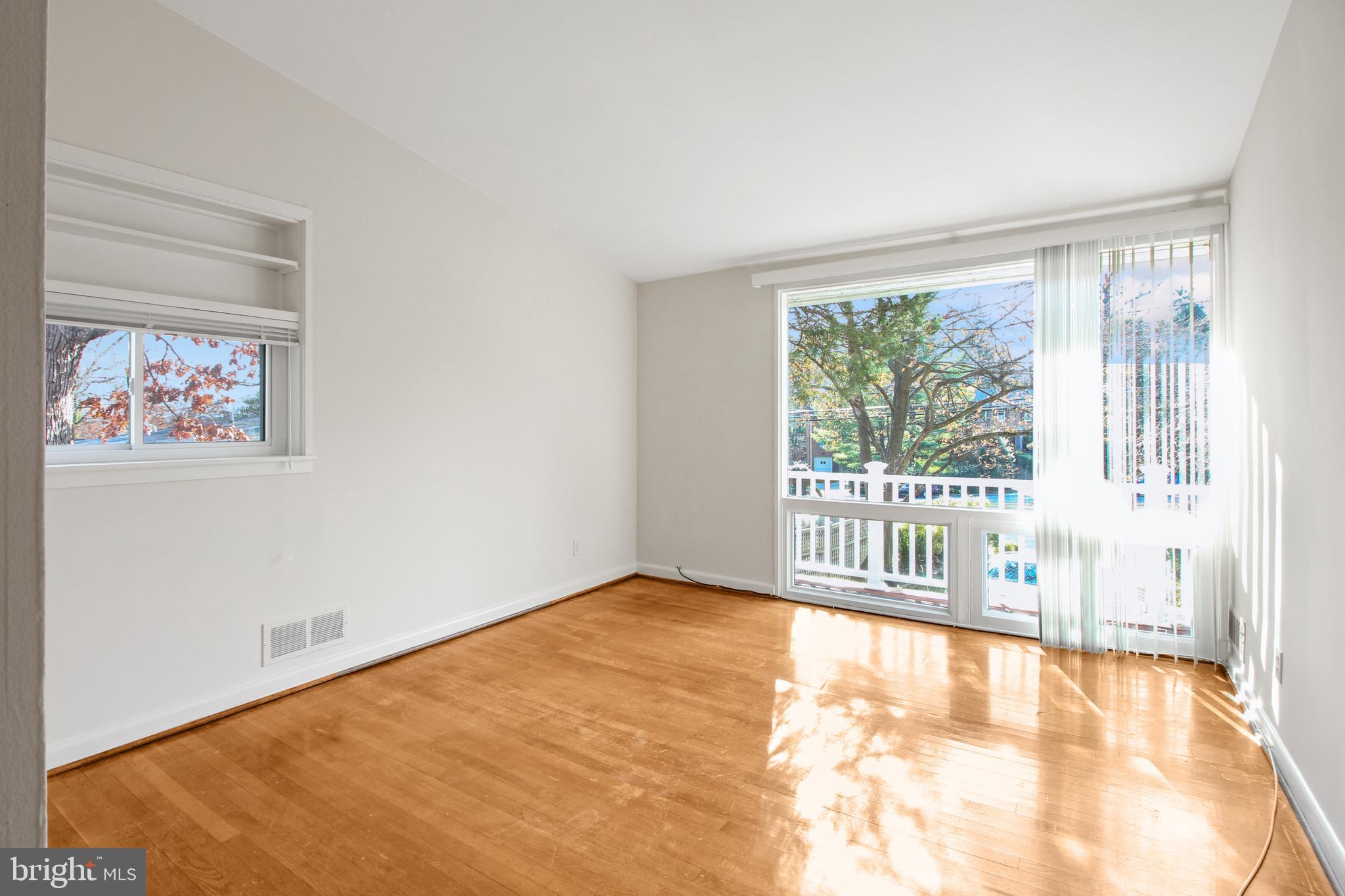 HIGH POINT - Residential Lease