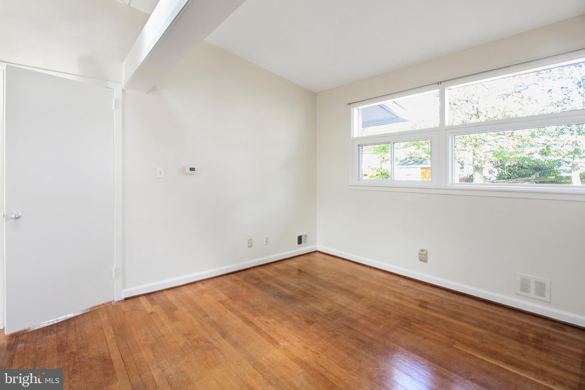 HIGH POINT - Residential Lease