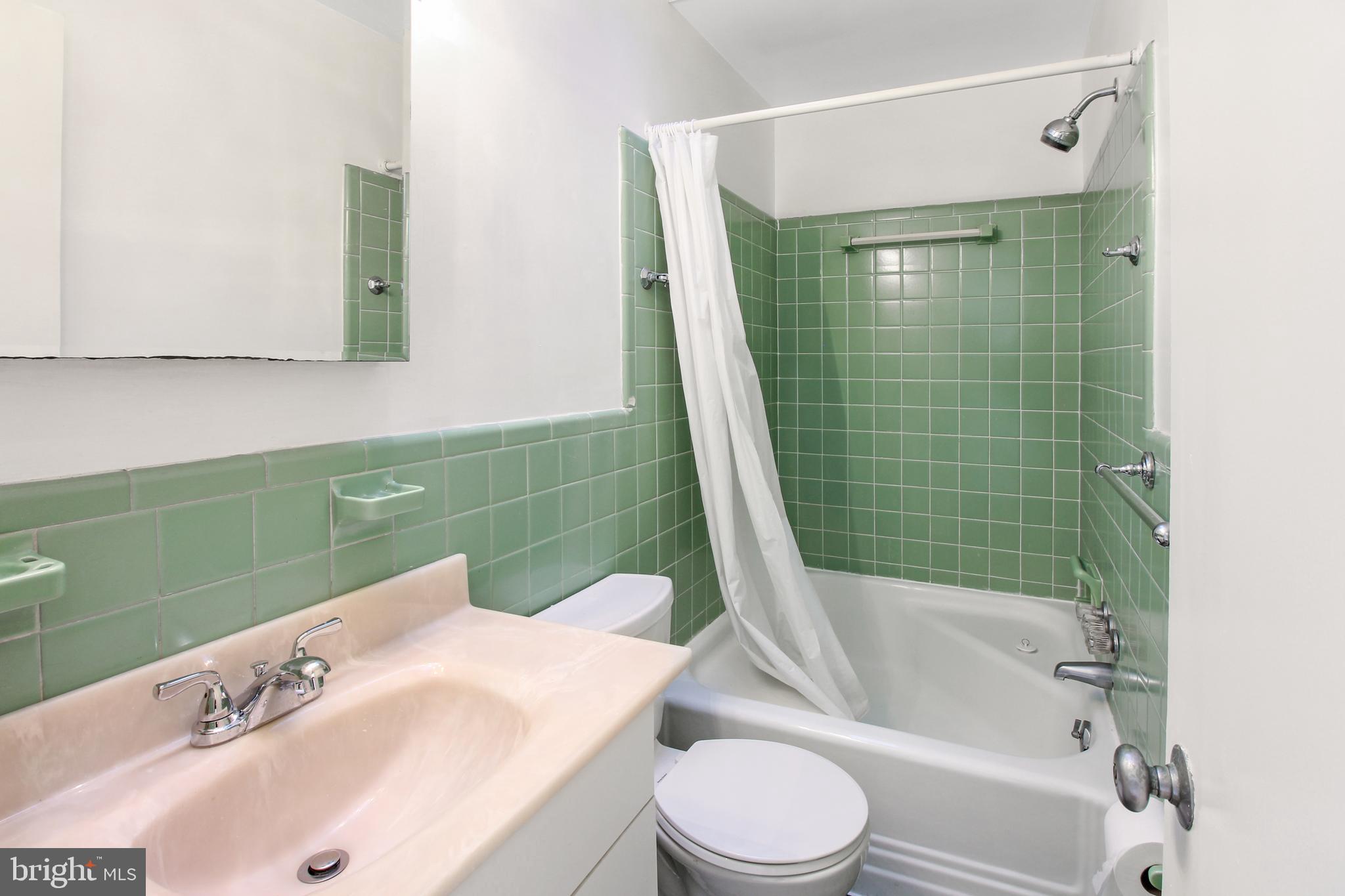 HIGH POINT - Residential Lease