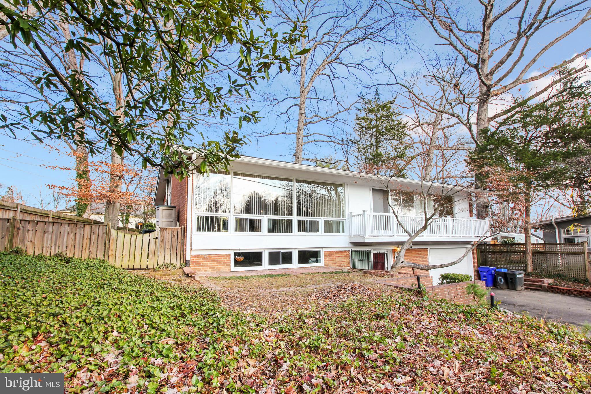 HIGH POINT - Residential Lease