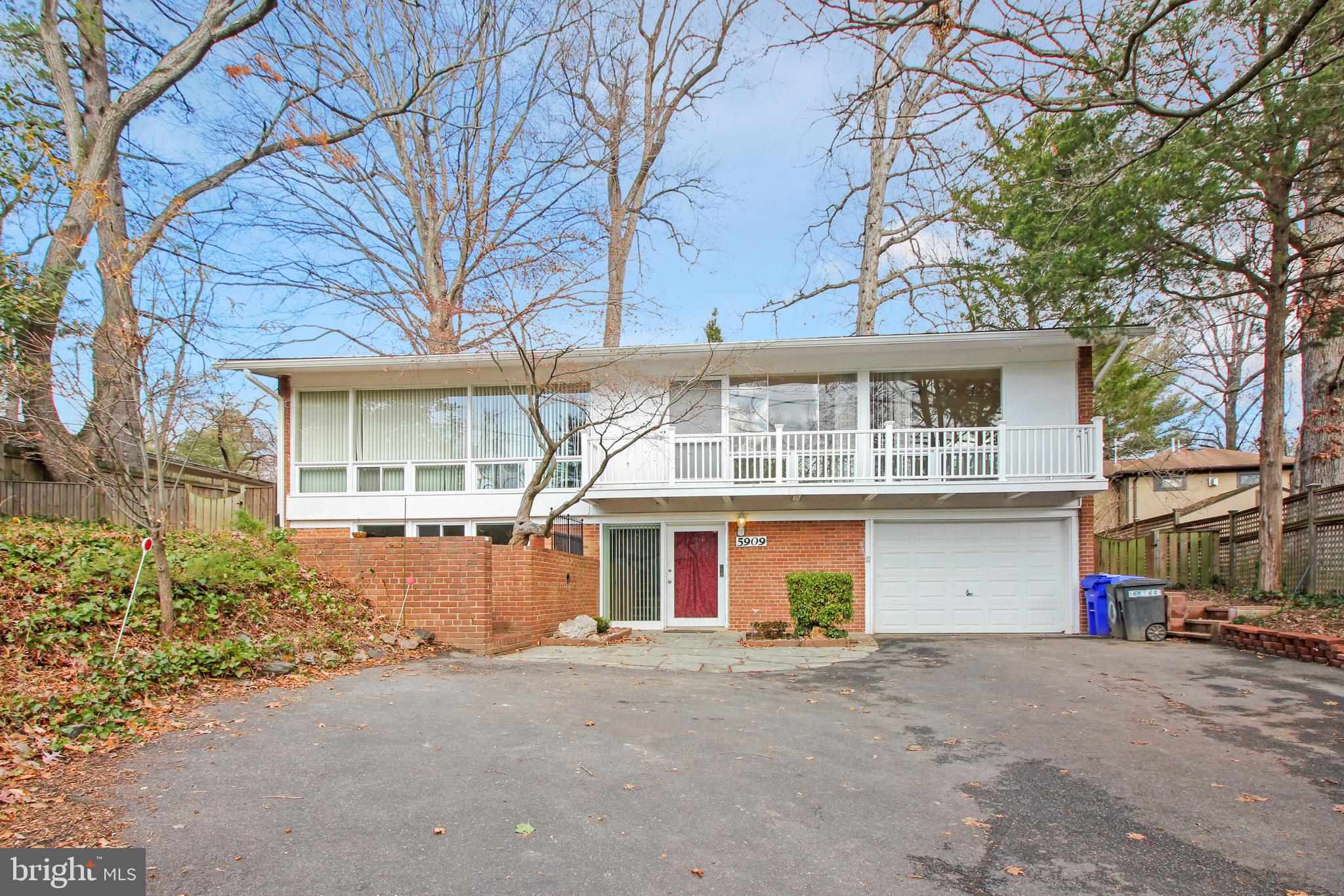 HIGH POINT - Residential Lease