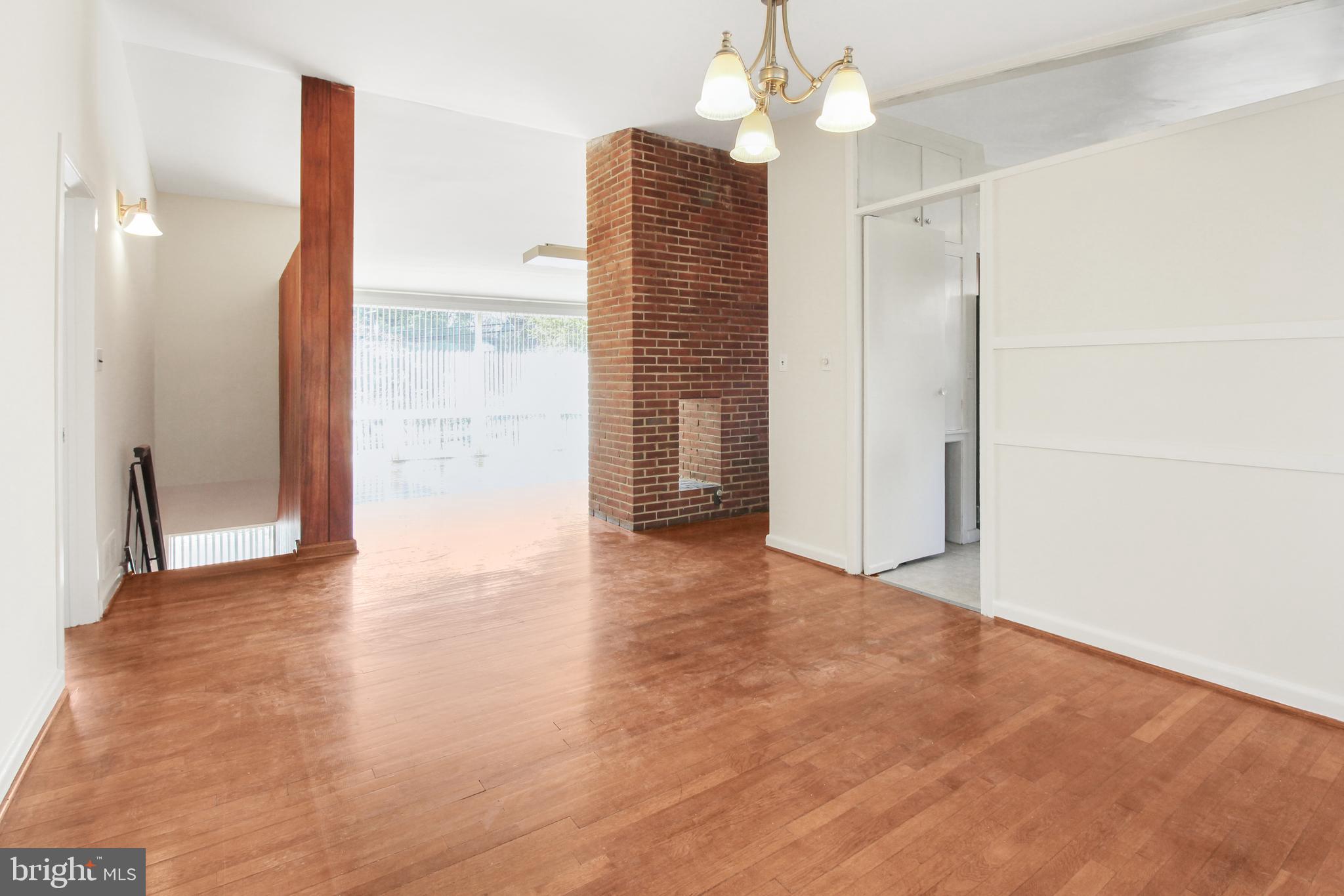 HIGH POINT - Residential Lease