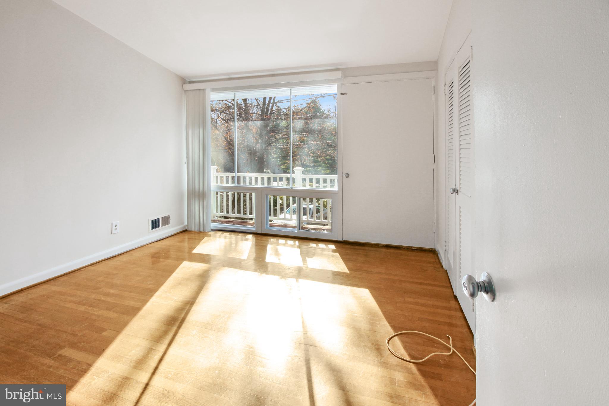 HIGH POINT - Residential Lease