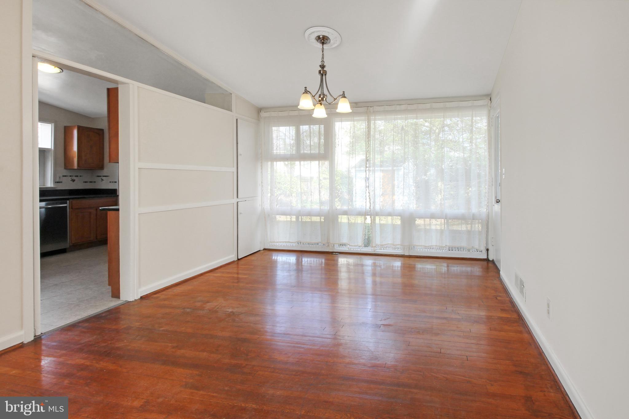 HIGH POINT - Residential Lease