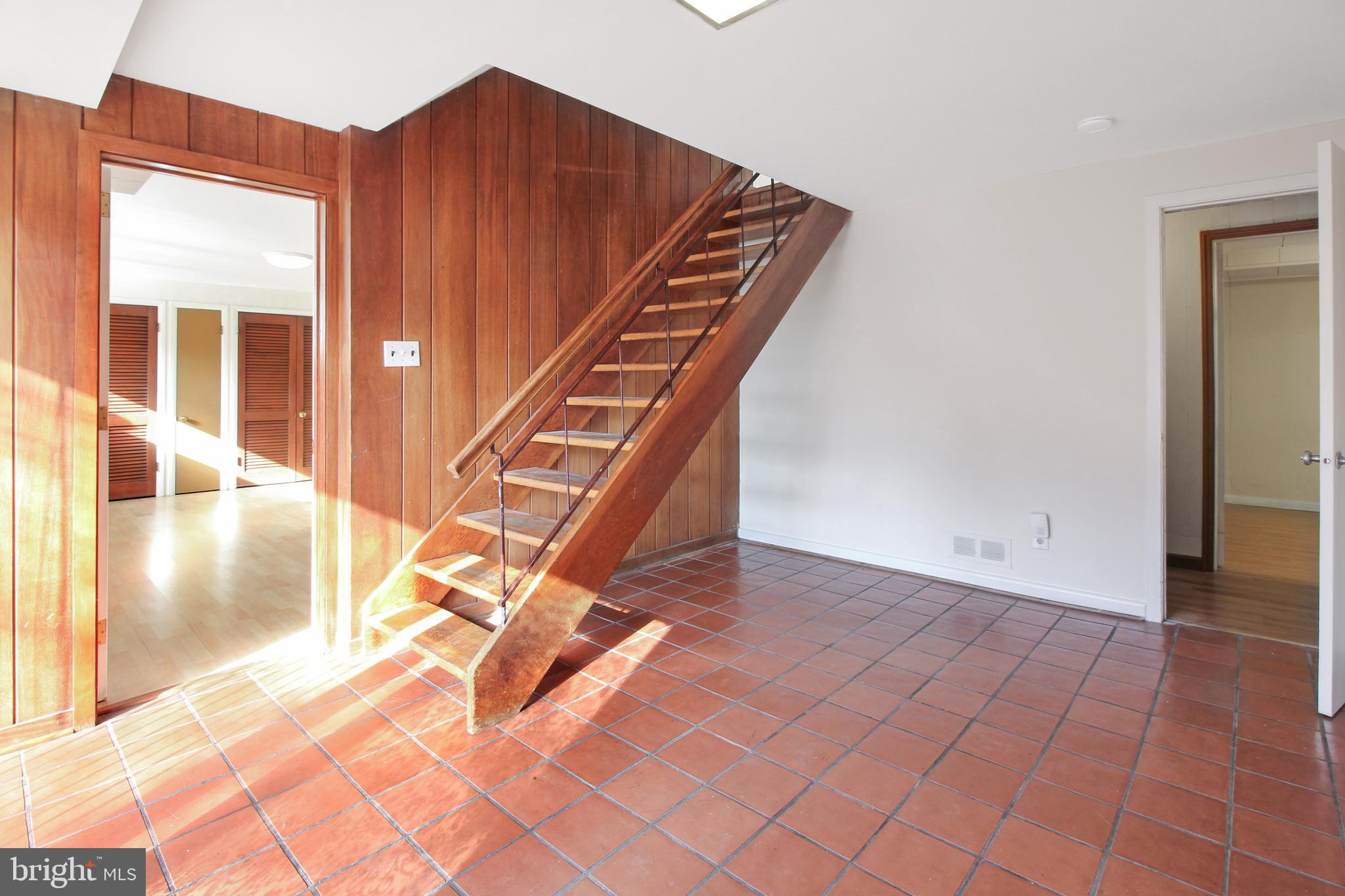 HIGH POINT - Residential Lease