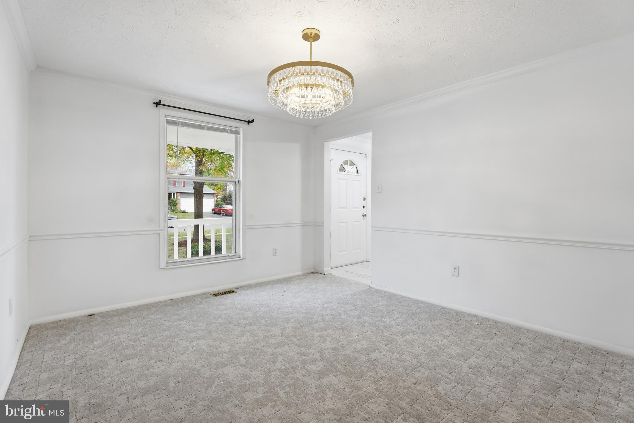 1261 CAVENDISH DRIVE