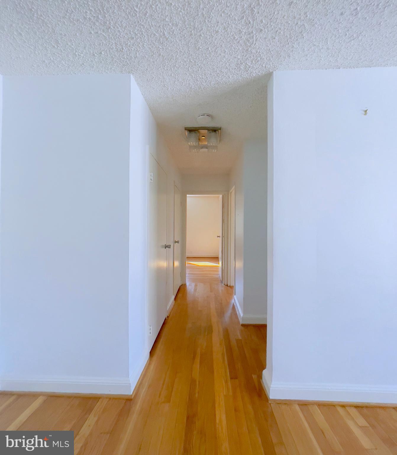 MACARTHUR PARK CONDOMINIUMS - Residential Lease