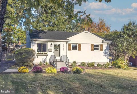 3211 GARY COURT FALLS CHURCH VA 22042