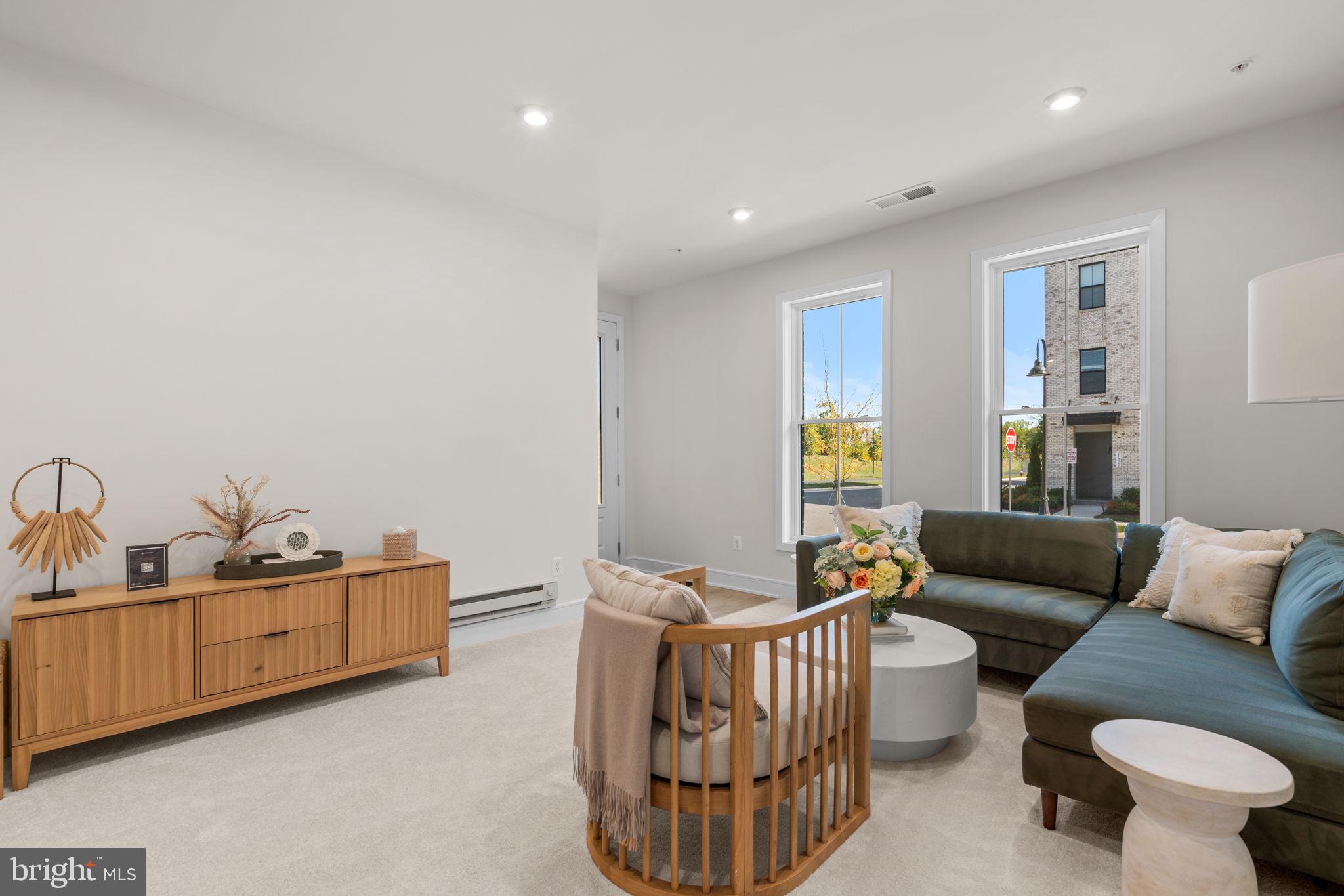 DEMOTT & SILVER - Residential