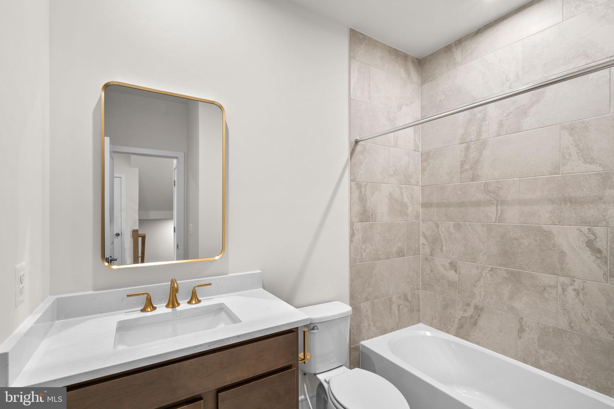 DEMOTT & SILVER - Residential