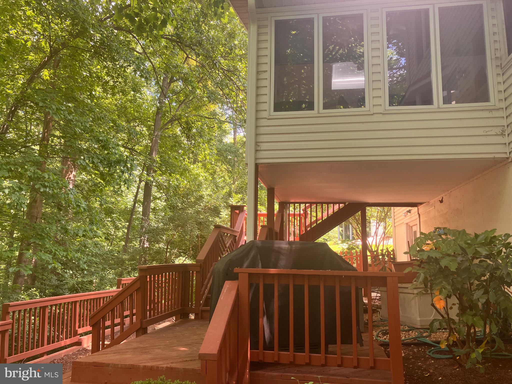 SNOWDENS MILL - Residential Lease