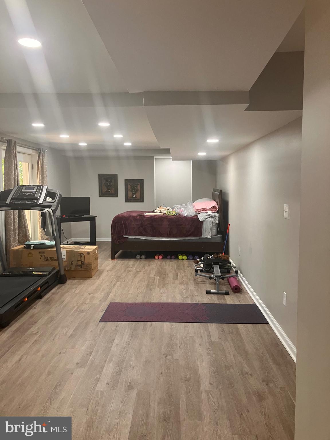 SNOWDENS MILL - Residential Lease