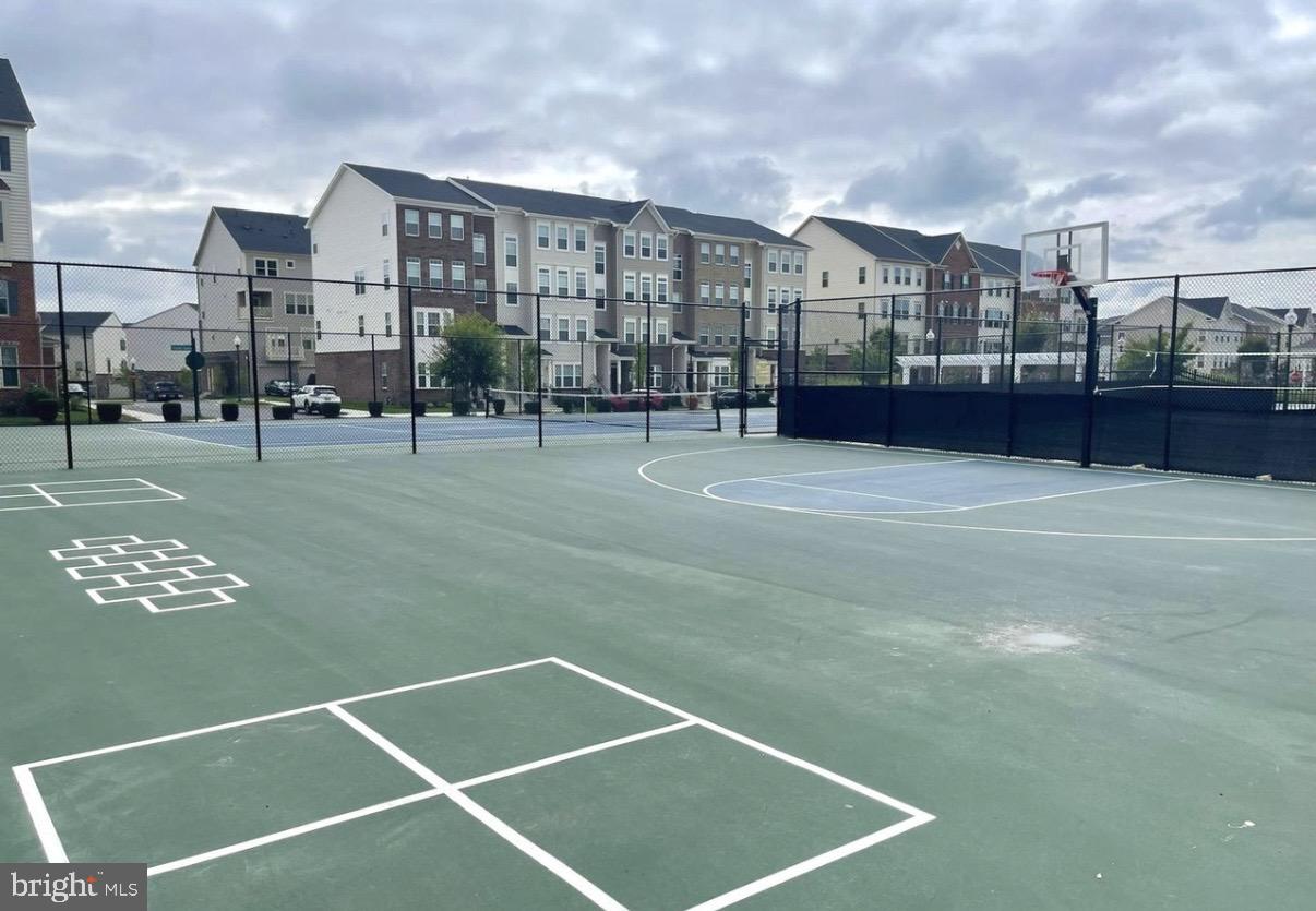 JEFFERSON PLACE - Residential