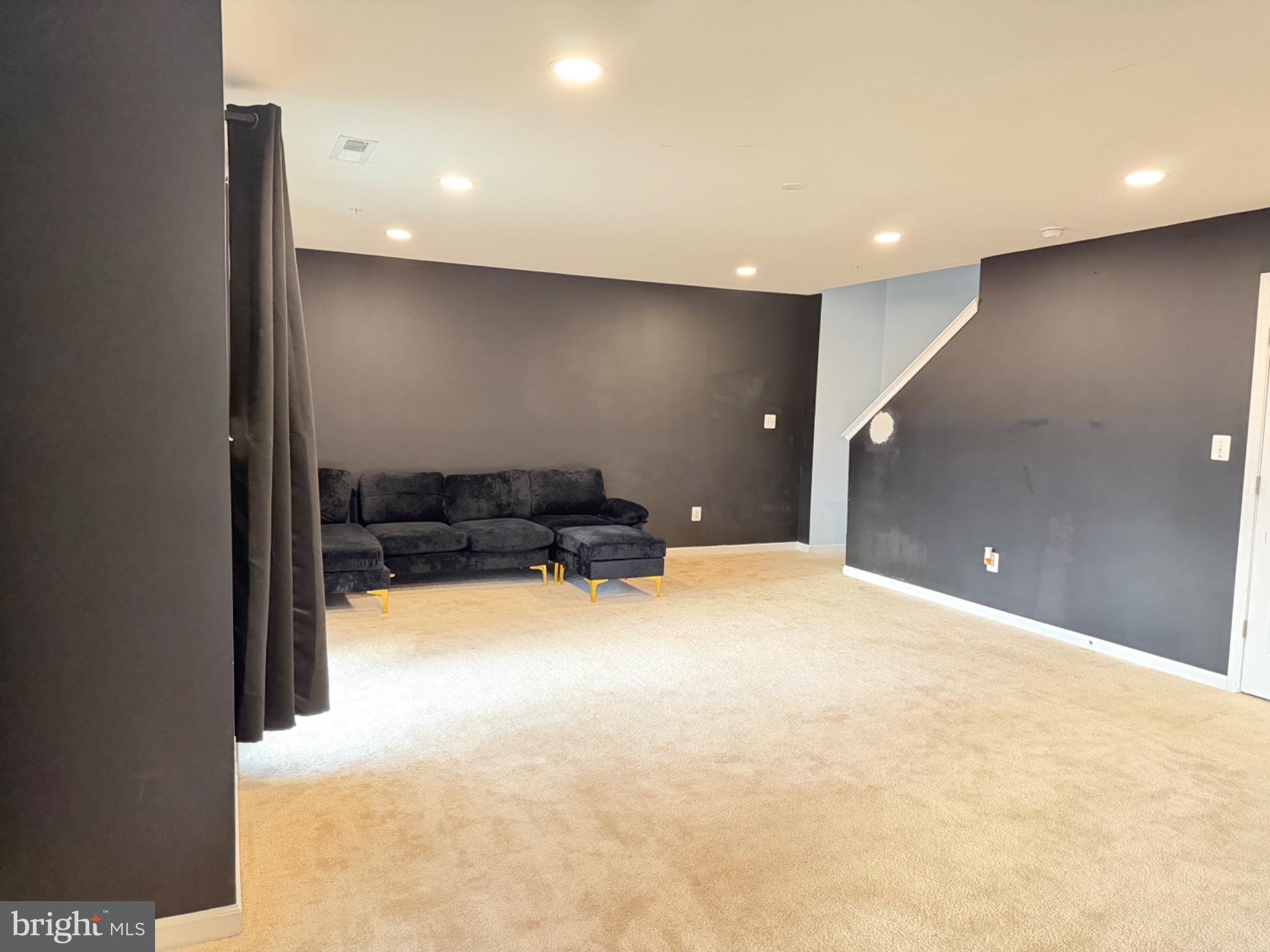 JEFFERSON PLACE - Residential