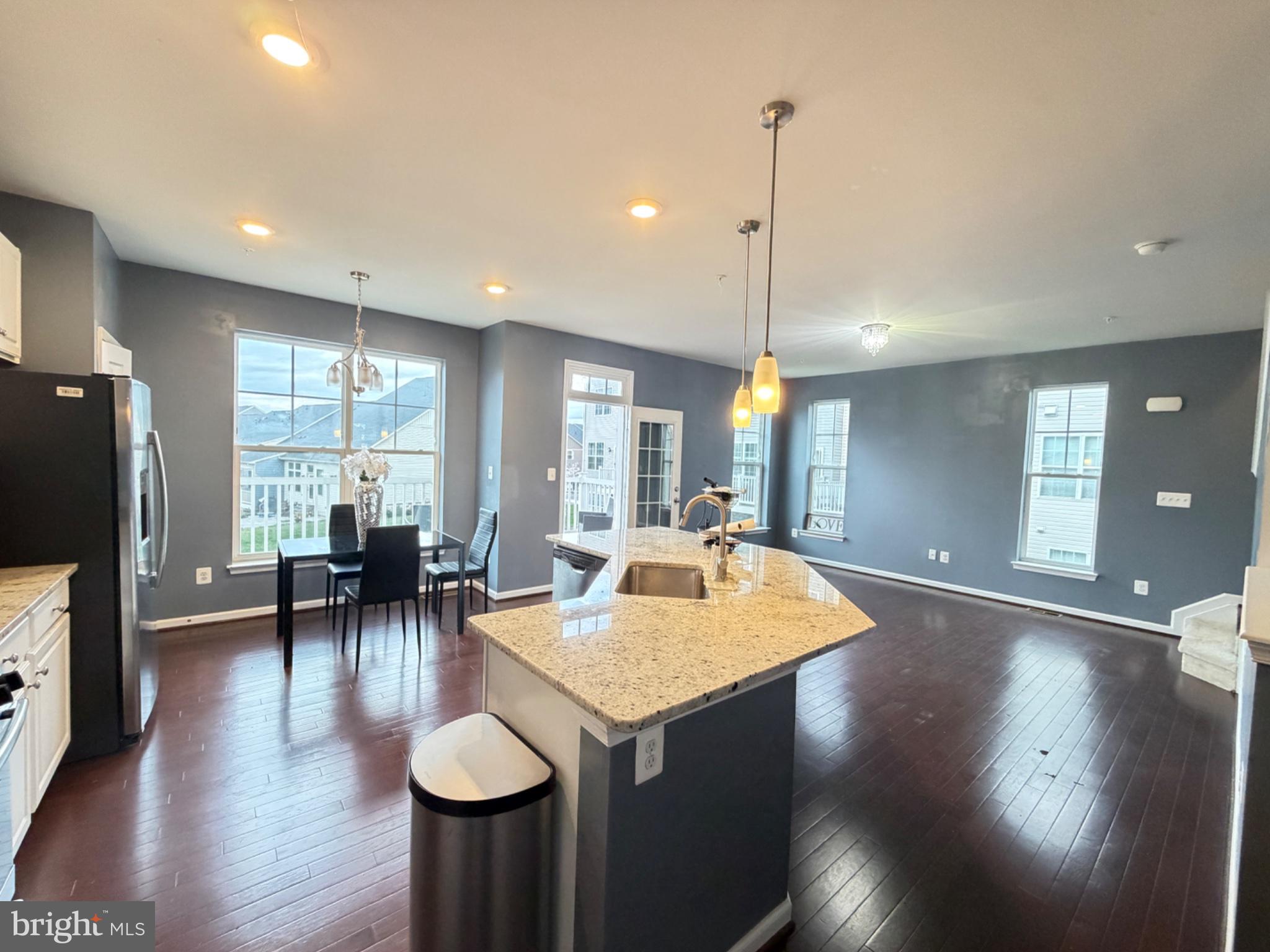 JEFFERSON PLACE - Residential