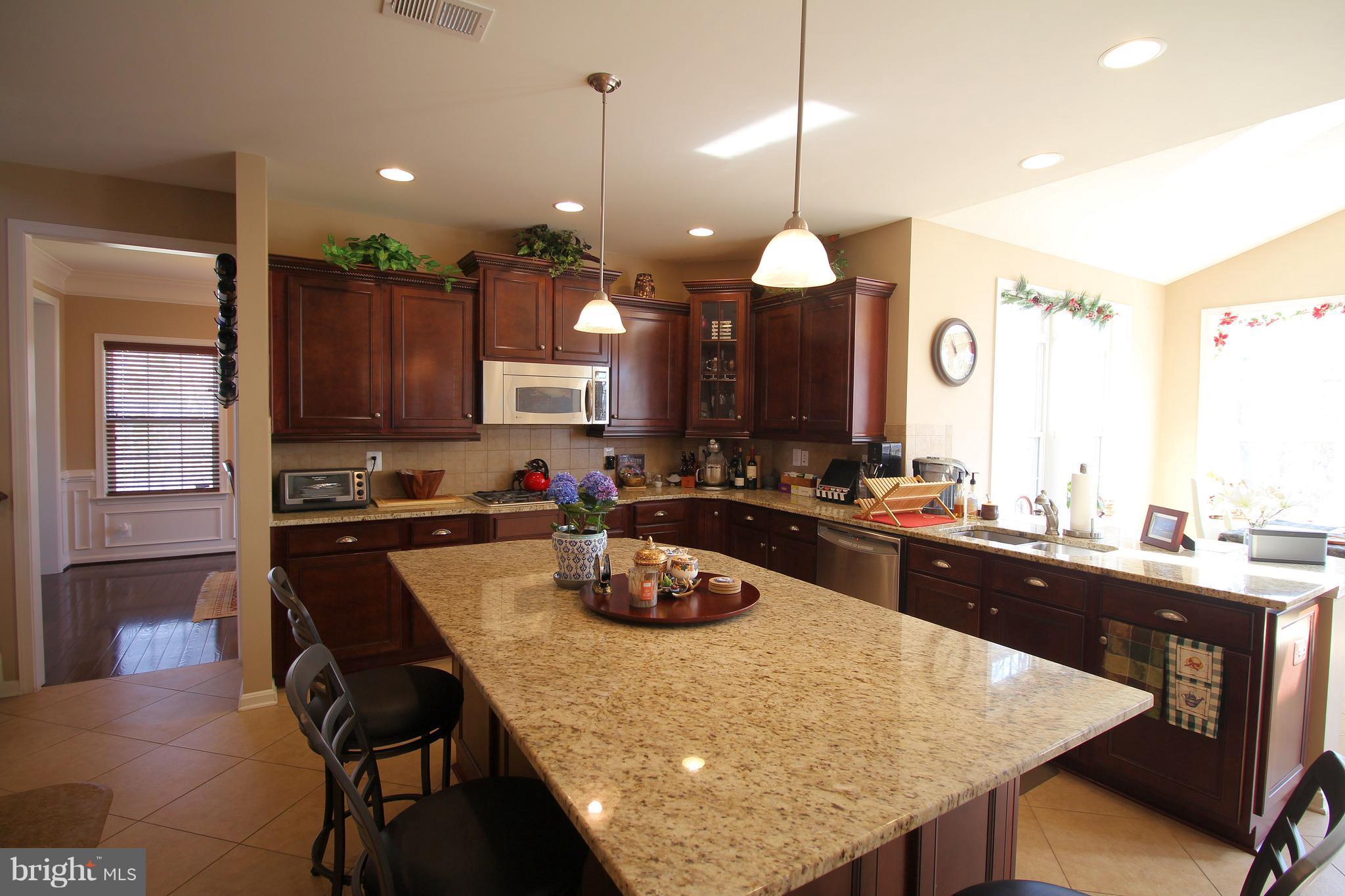 AUSTIN RIDGE - Residential
