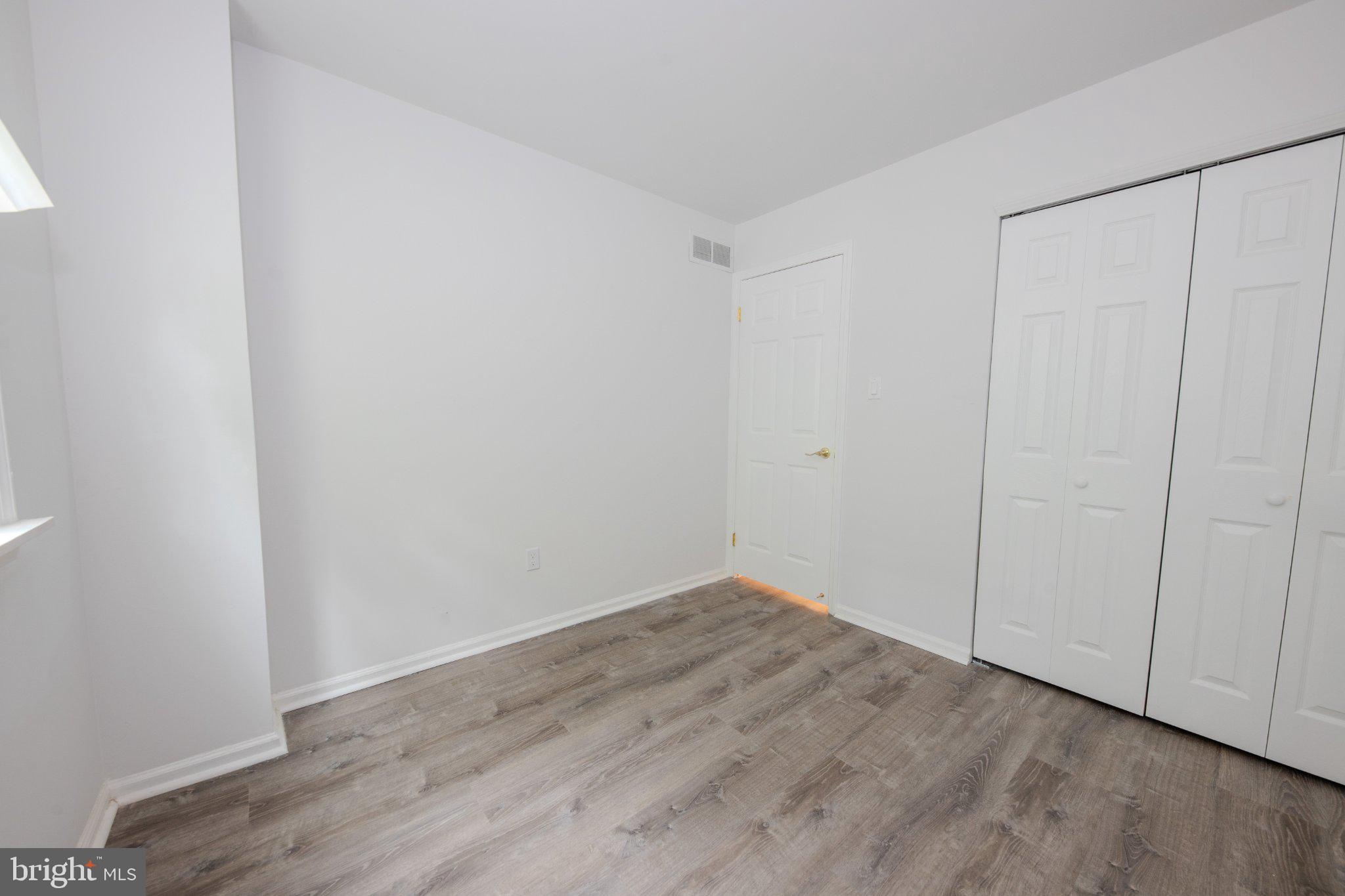CRESTMONT HILLS - Residential