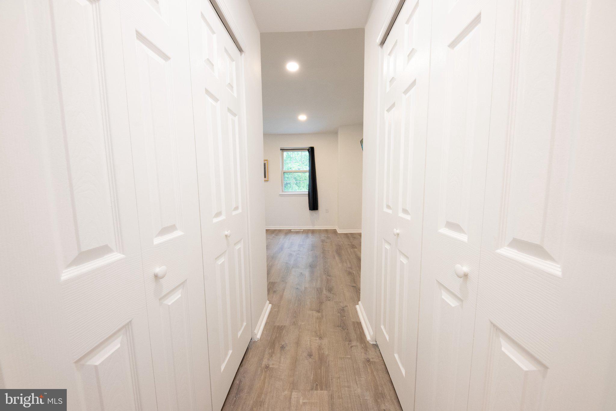 CRESTMONT HILLS - Residential