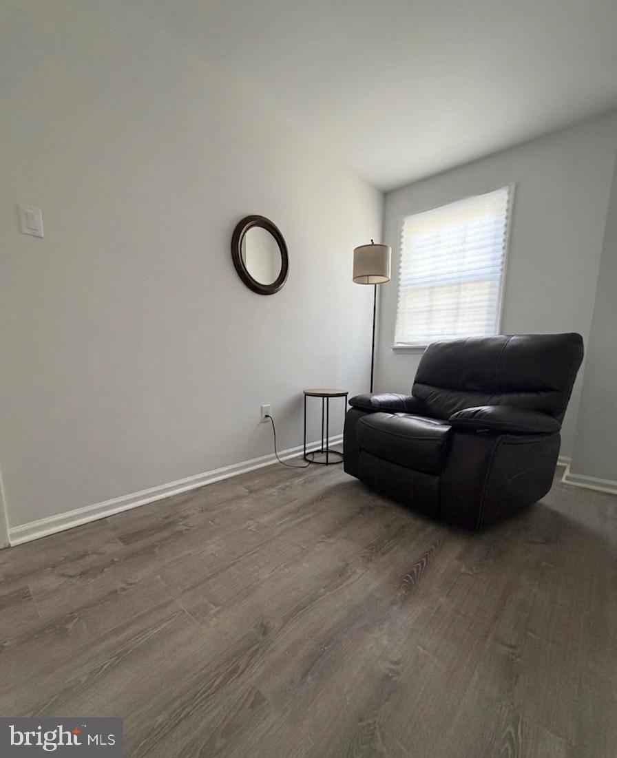 CRESTMONT HILLS - Residential