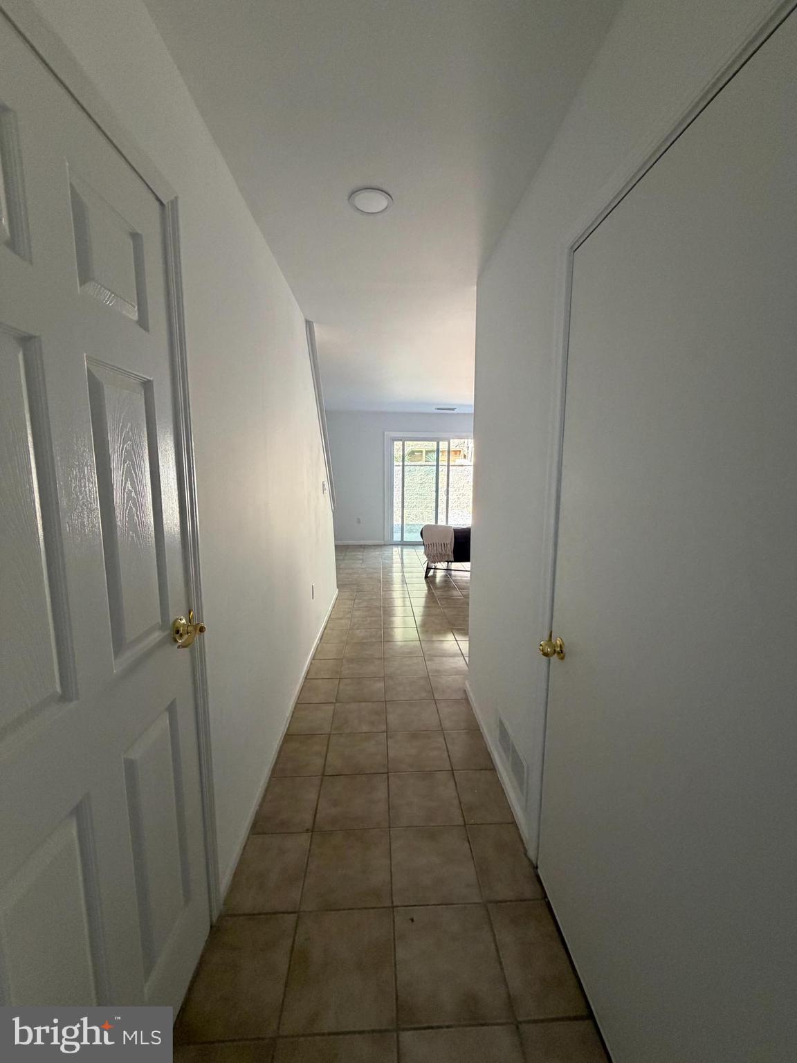 CRESTMONT HILLS - Residential