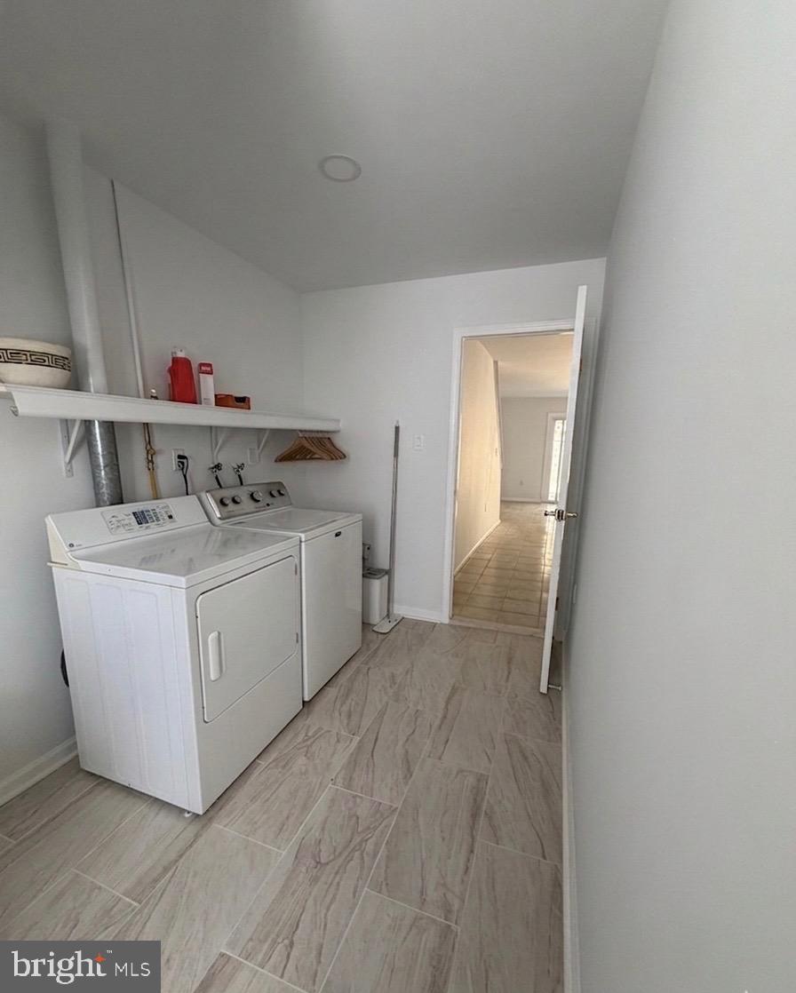 CRESTMONT HILLS - Residential