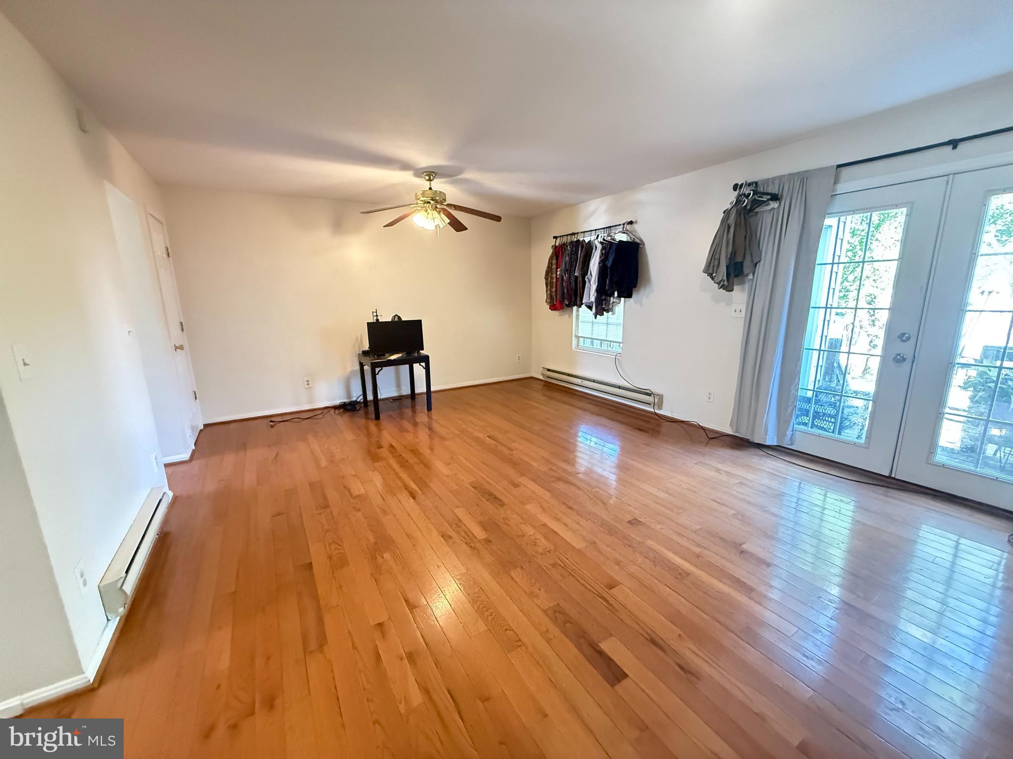 SORRELL COURT - Residential