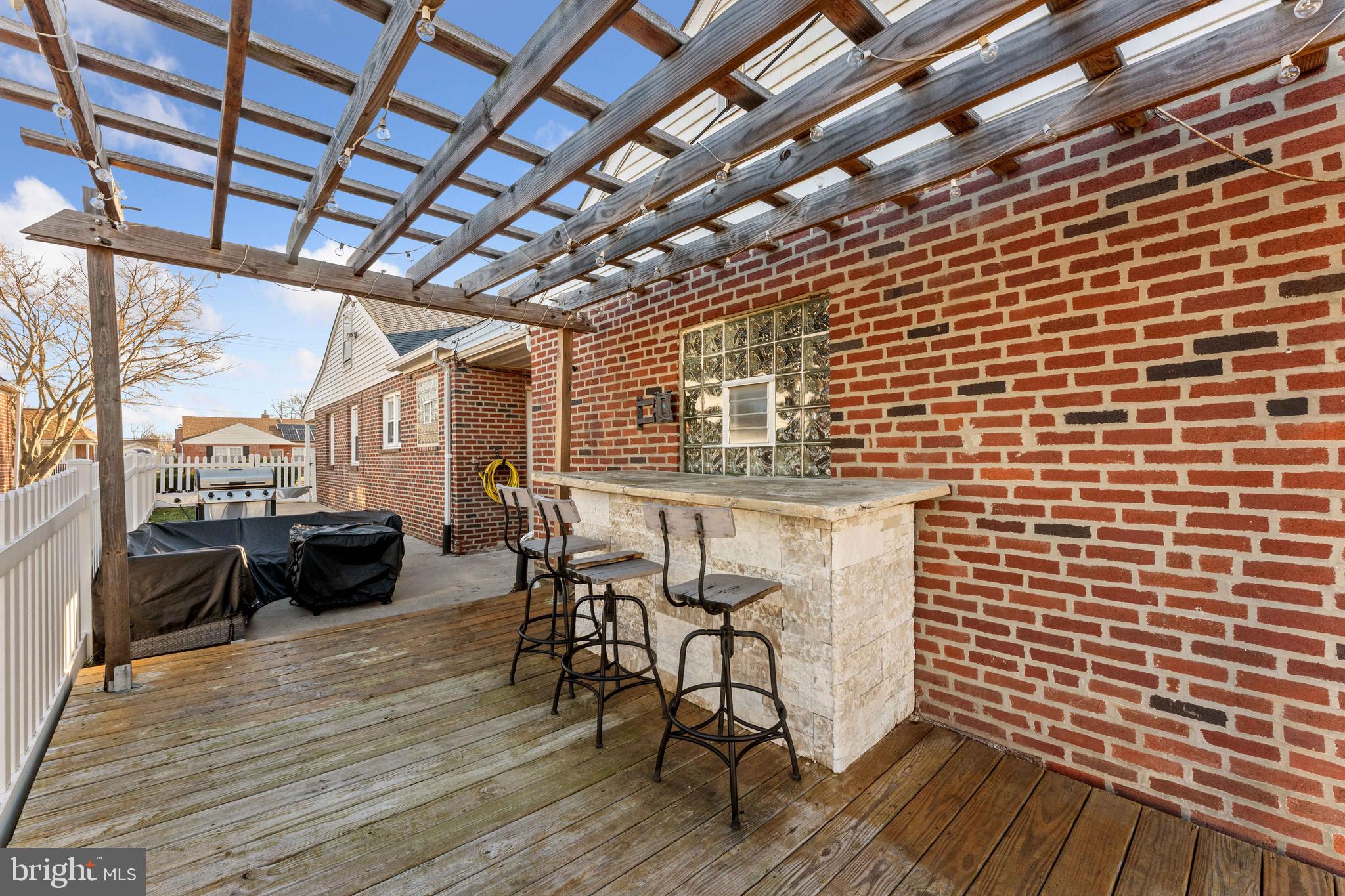 SOMERTON - Residential