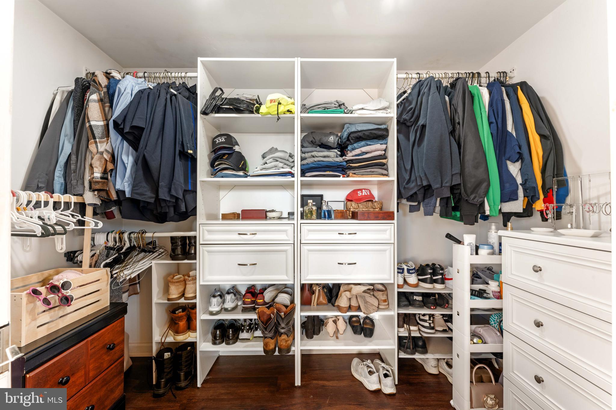 SOMERTON - Residential