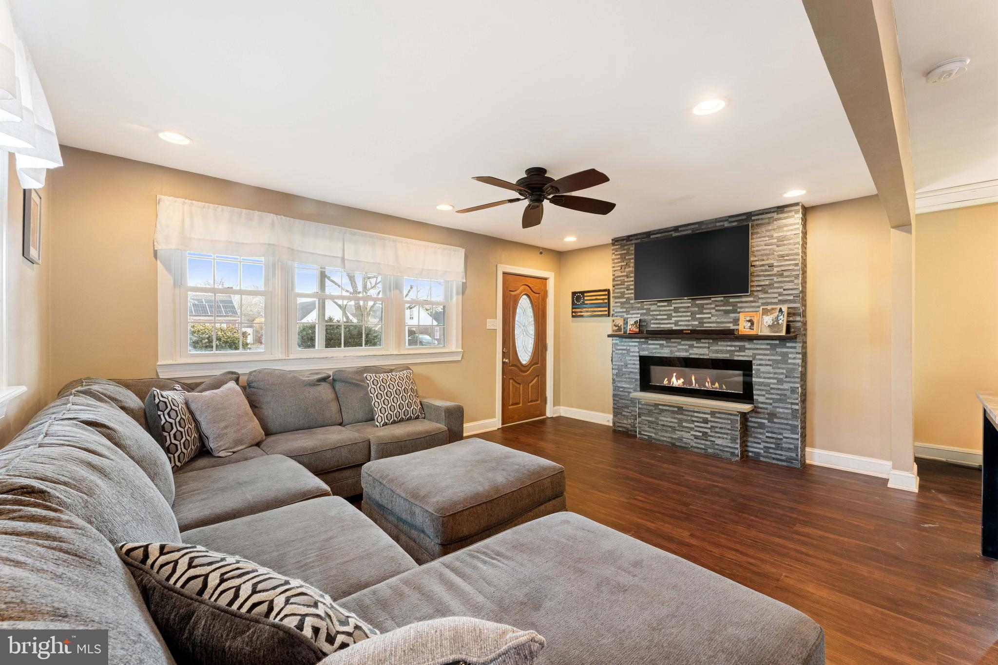 SOMERTON - Residential