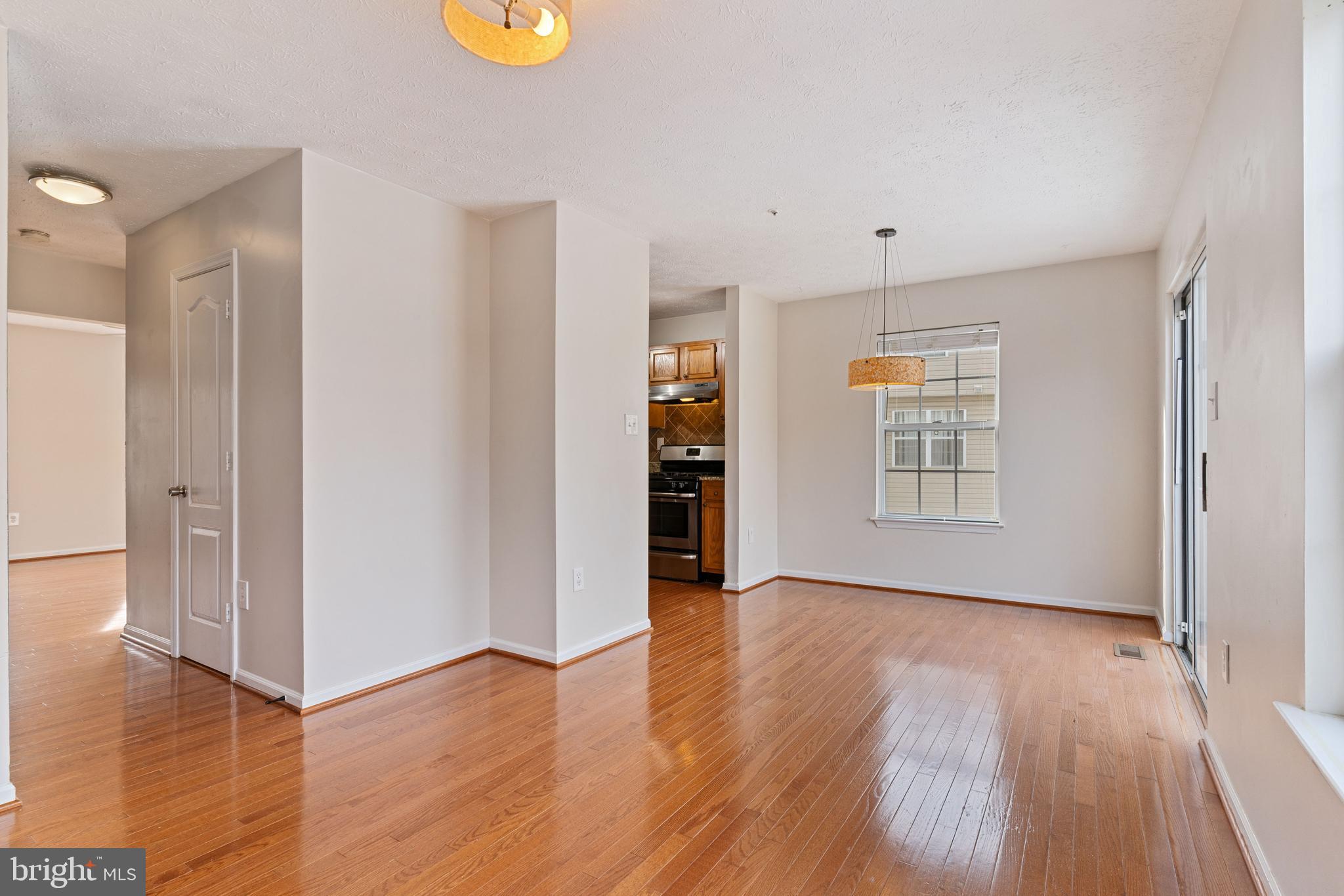 SOUTH HAMPTON SUB - Residential