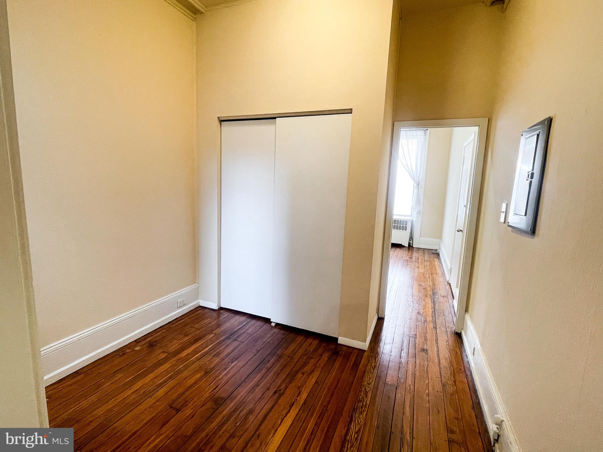 ART MUSEUM AREA - Residential Lease