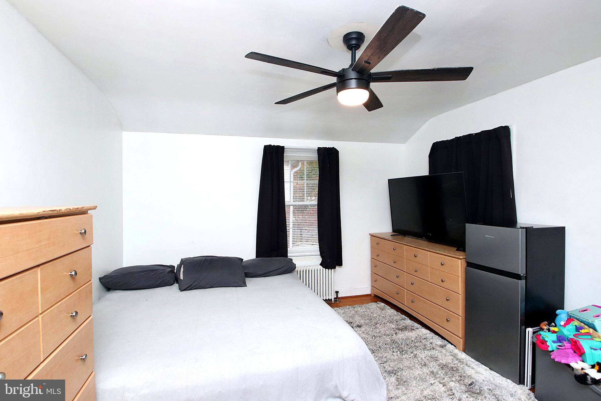 NORTH HAGERSTOWN - Residential