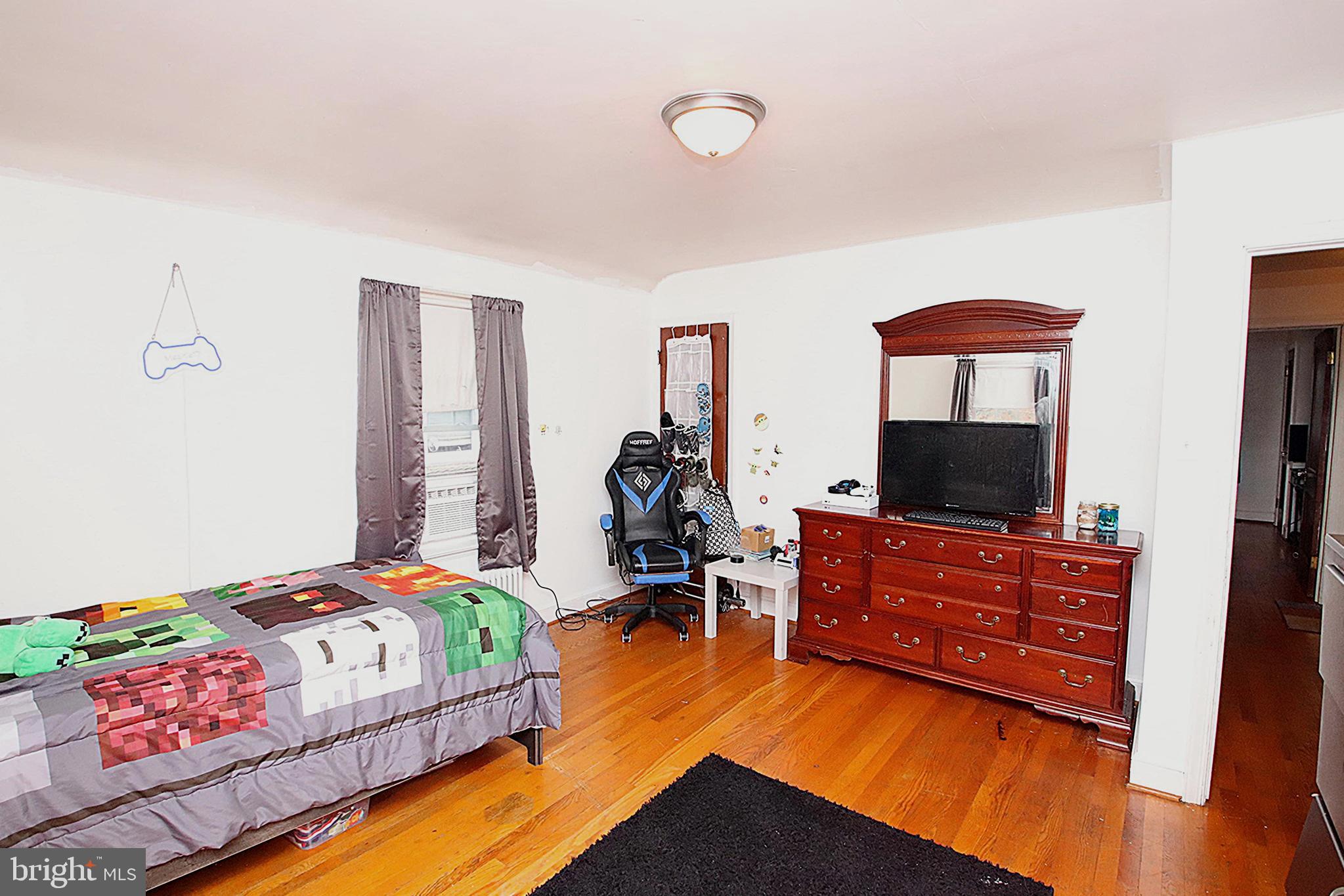 NORTH HAGERSTOWN - Residential