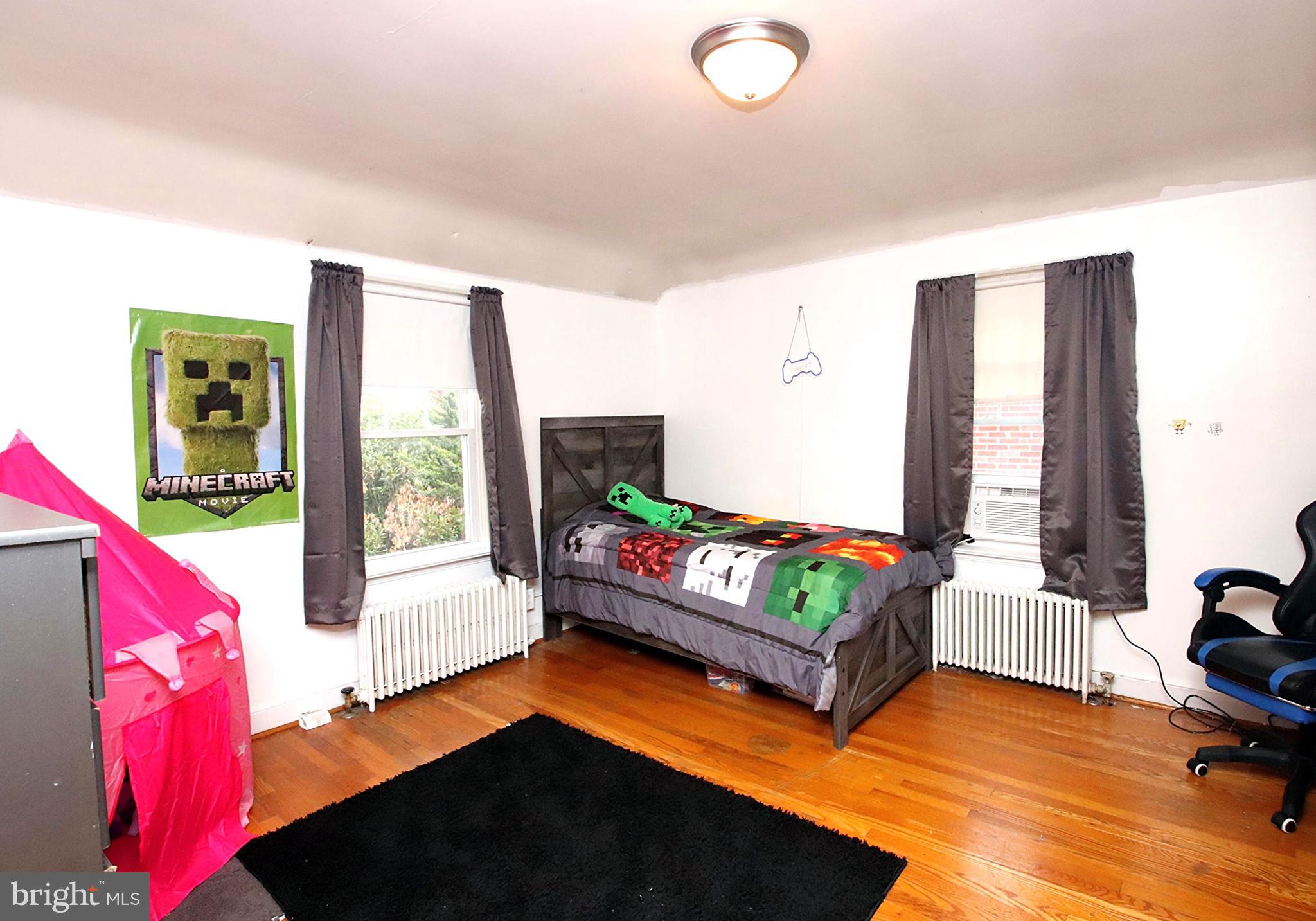 NORTH HAGERSTOWN - Residential