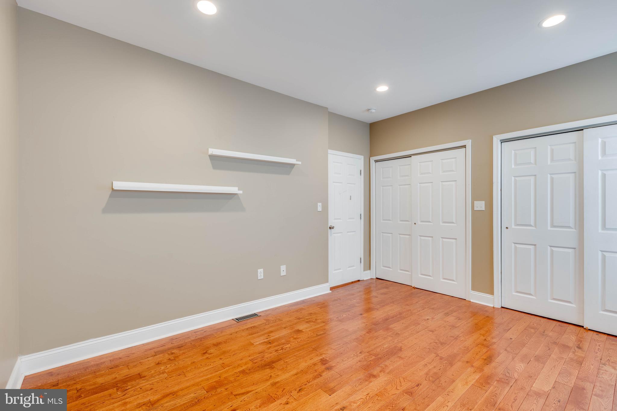 TEMPLE UNIVERSITY - Residential Lease